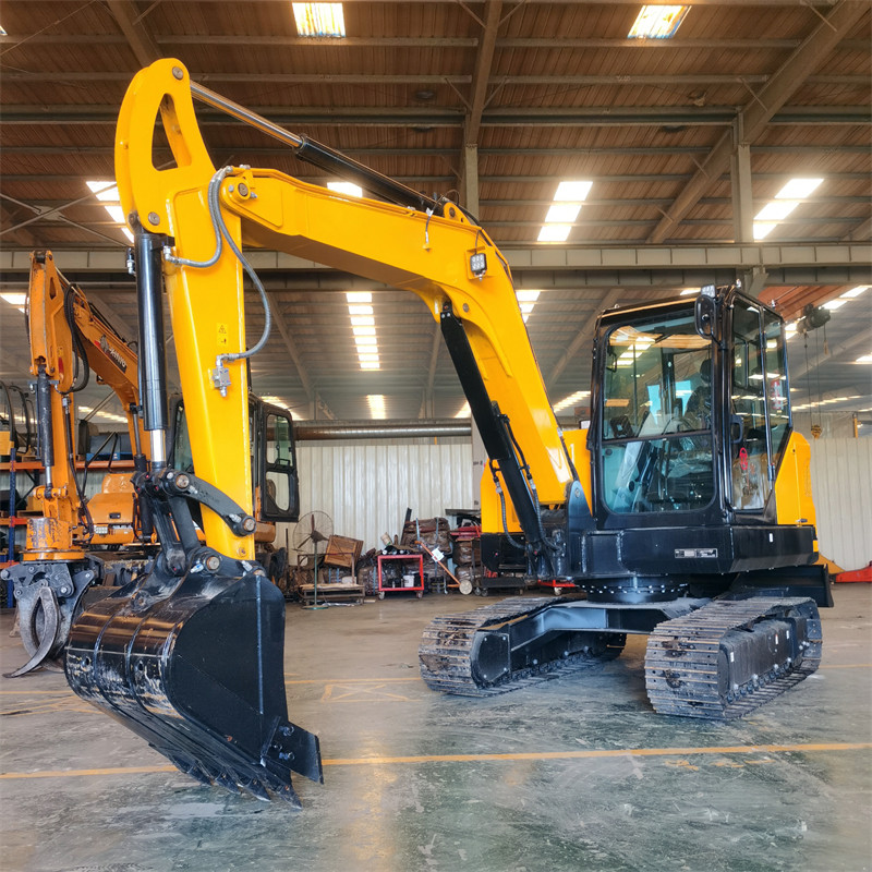 6 Ton Hydraulic Excavator - Compact Digger with 0.25-0.3m³ Bucket for Sale