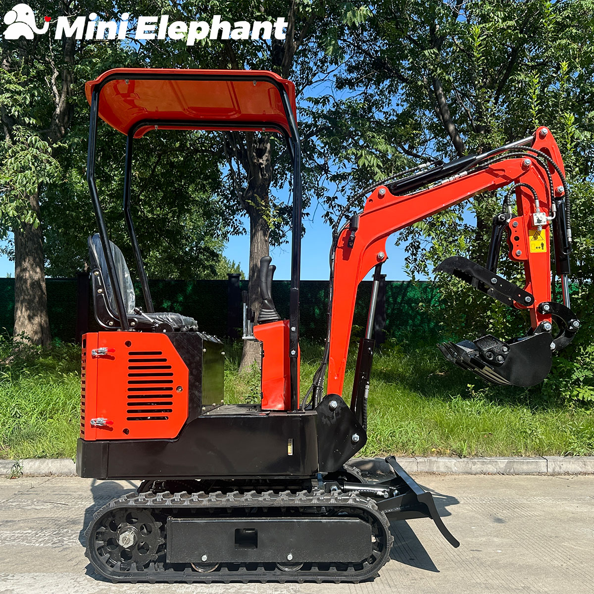 Mini Elephant Heavy Industry QH12-1 Mini Excavator 1.2 Ton for Mountain Land Reclamation & Indoor Demolition