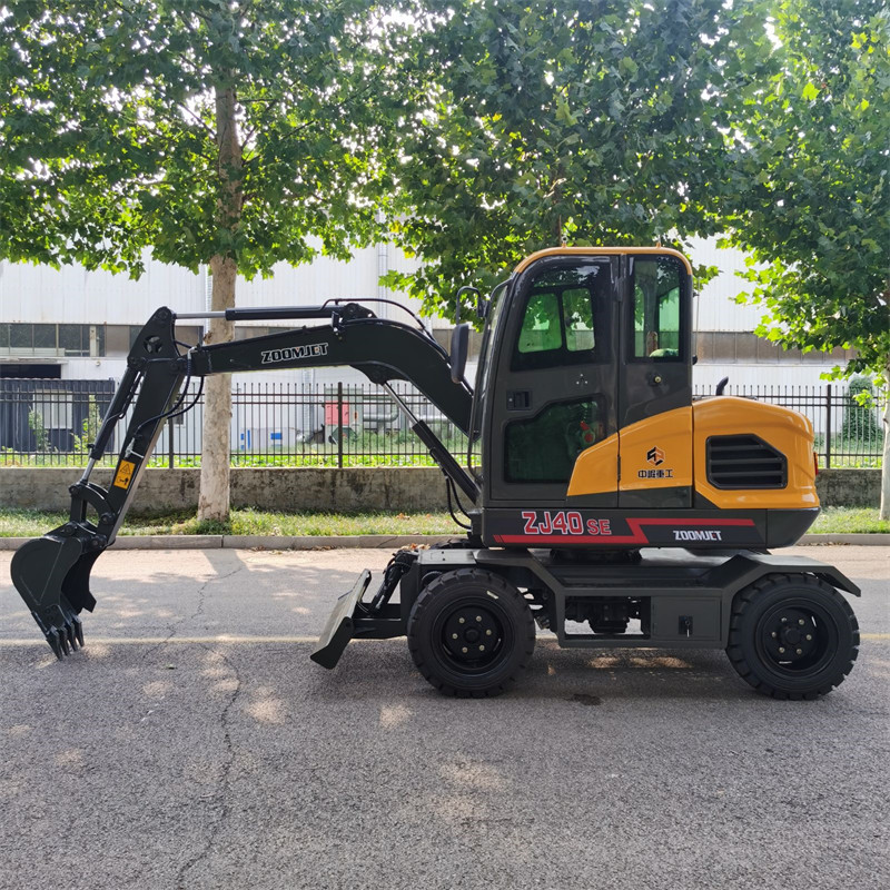 ZJ40 4 Ton Mini Excavator 3600KG Wheeled Hydraulic Digger for Sale