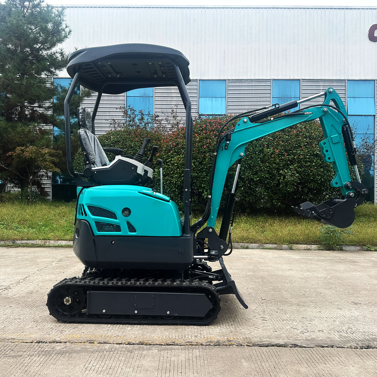 Mini Elephant ME17 Mini Excavator 1.7 Ton for Mountain Land Reclamation & Indoor Renovation Demolition