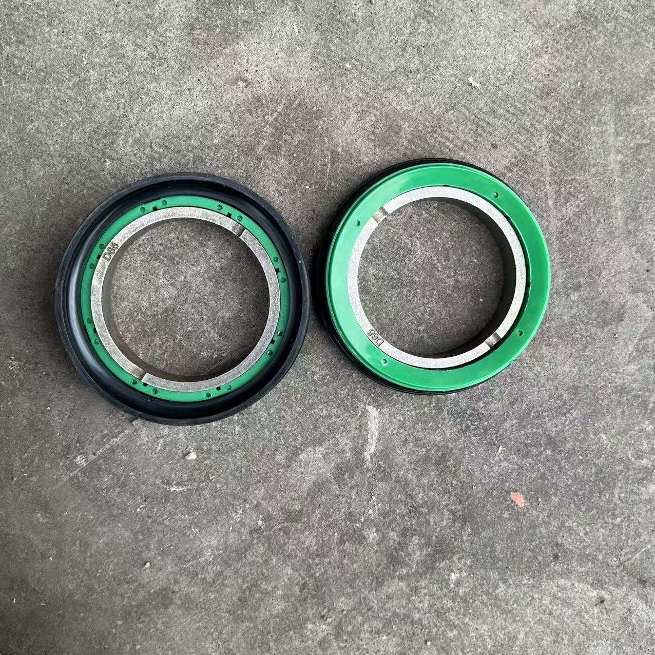 Track Frame Seal for D375 Pull-type Bulldozer 195-30-31240