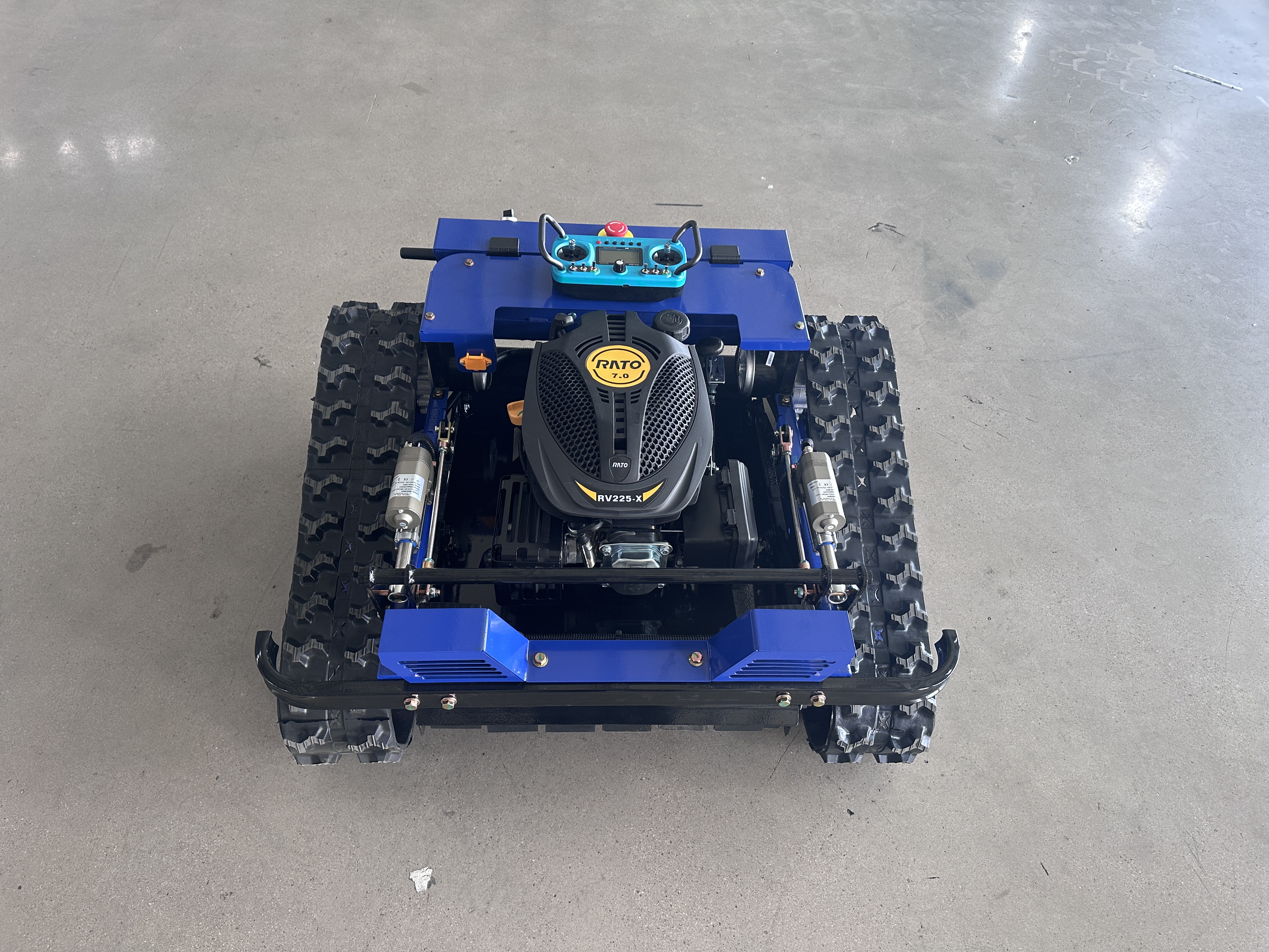 Kylin 500 Remote Control Lawn Mower Self-Generating Slope Weeder Intelligent Mowing Equipment with 45° Climbing Capacity