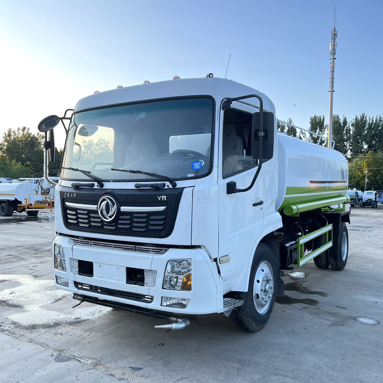 12m³ Water Sprinkler Truck Dongfeng Tianjin 180HP Cummins For Sale
