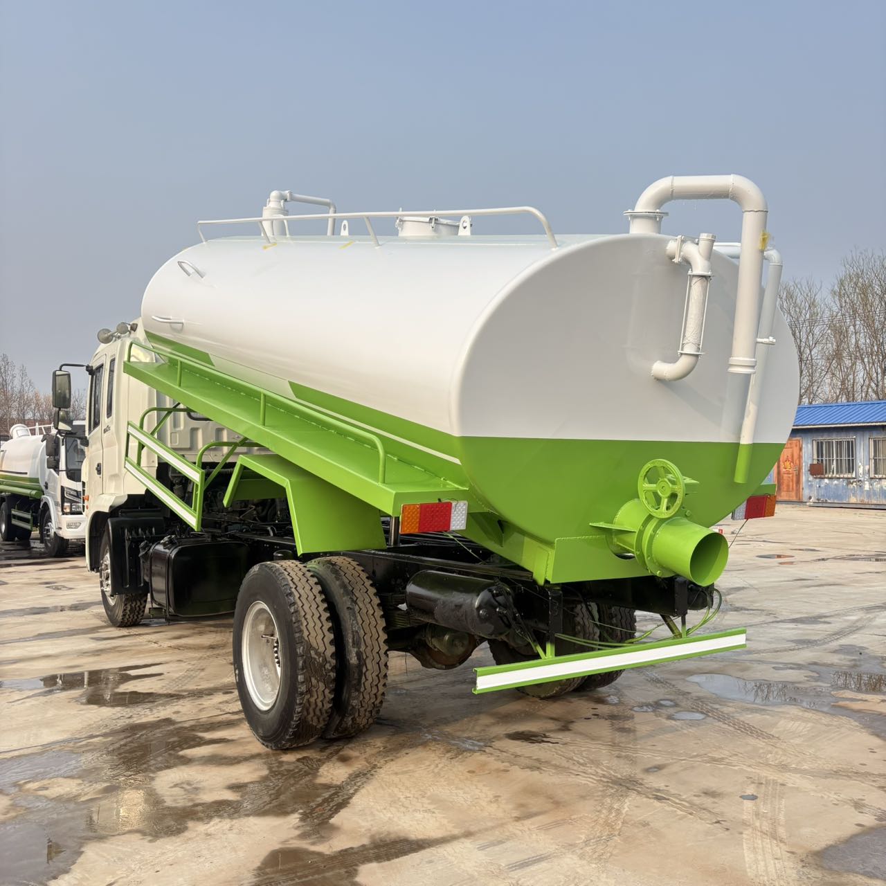 12m³ Self-Dumping Fecal Suction Truck JAC Gallop K5L 160HP Yuchai Engine
