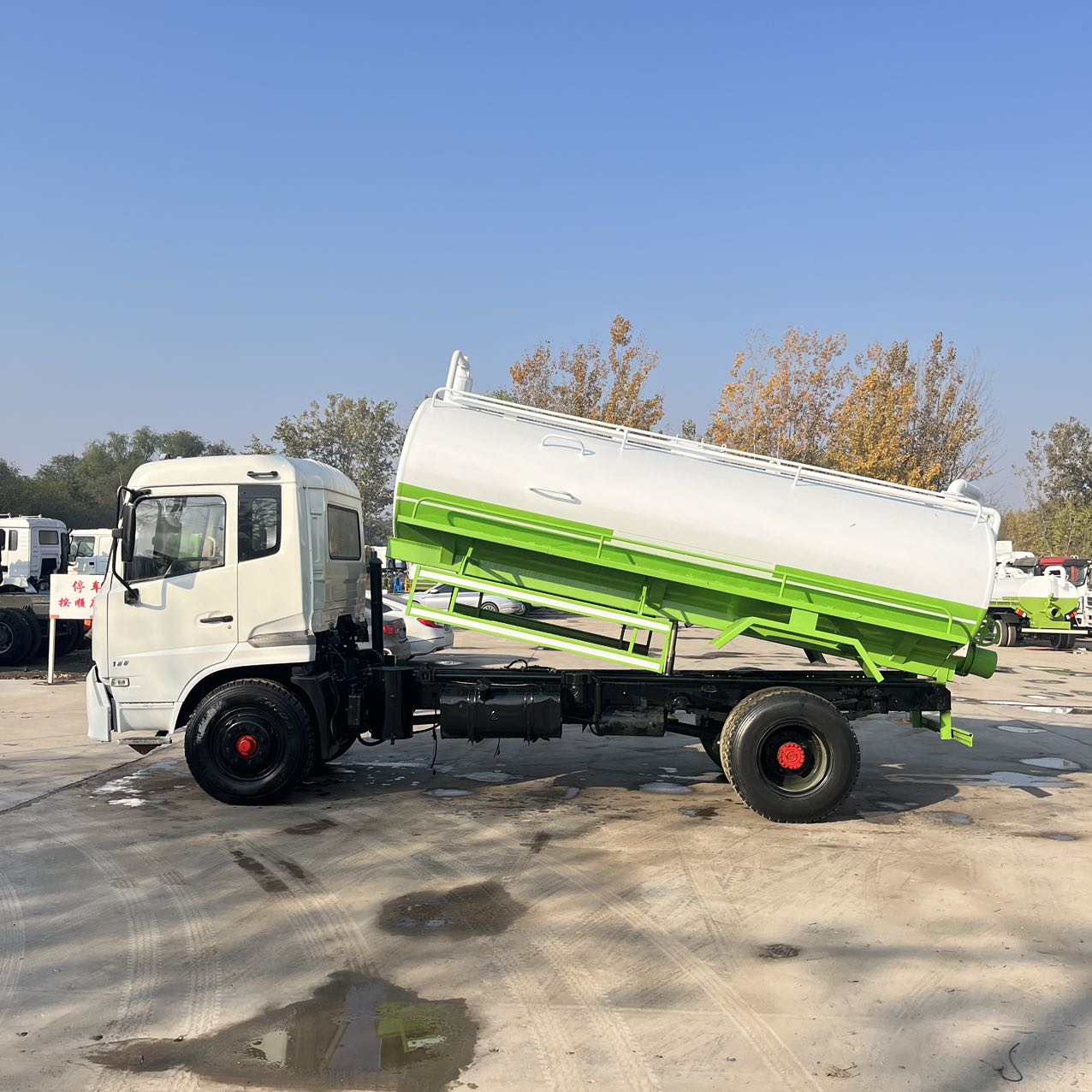 12m³ Self-Dumping Fecal Suction Truck JAC Gallop K5L 160HP Yuchai Engine