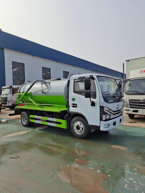 10m³ Self-Dumping Sewage Suction Truck Dongfeng Duolika D9 160HP Yuchai Engine