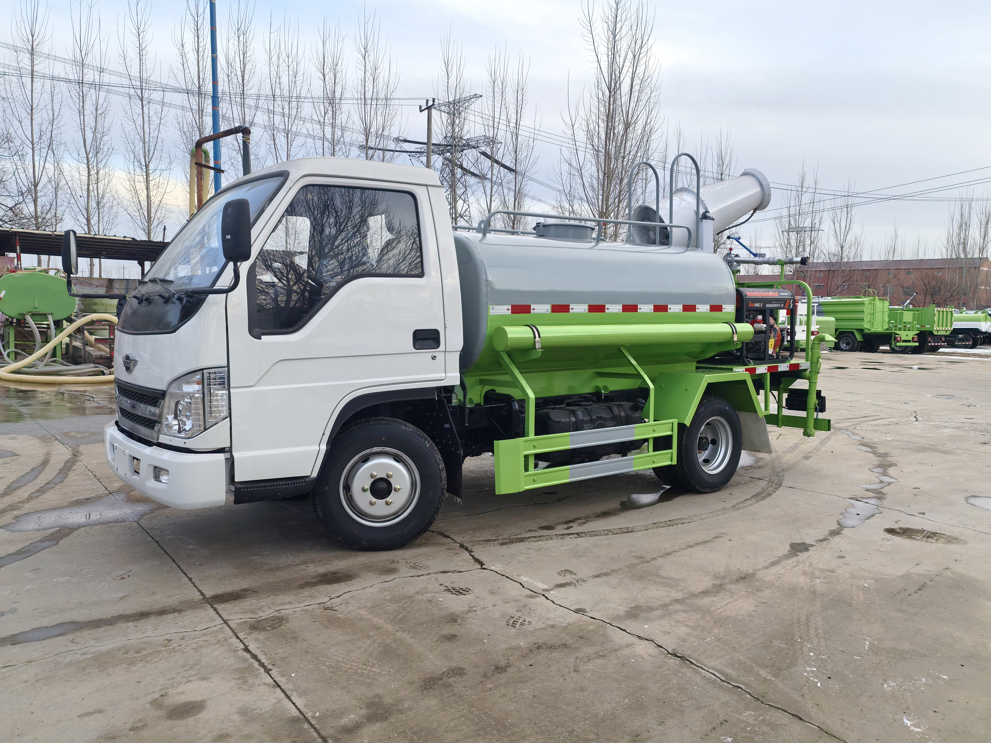 Foton Small-Card Star 2 4x2 Diesel Engine Multi-Function Dust Suppression Truck-for Road Cleaning and Dust Control