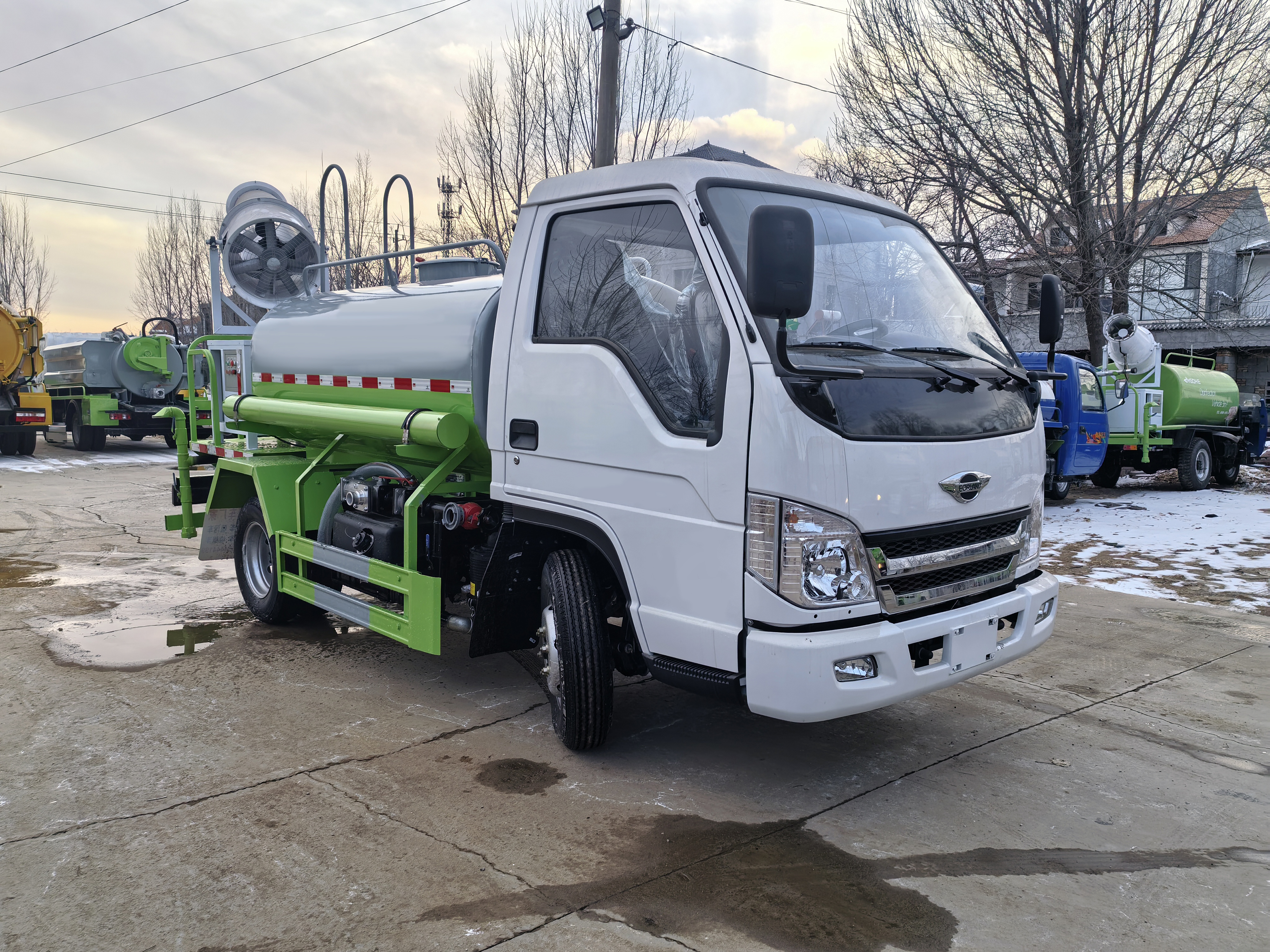 Foton Small-Card Star 2 4x2 Diesel Engine Multi-Function Dust Suppression Truck-for Road Cleaning and Dust Control