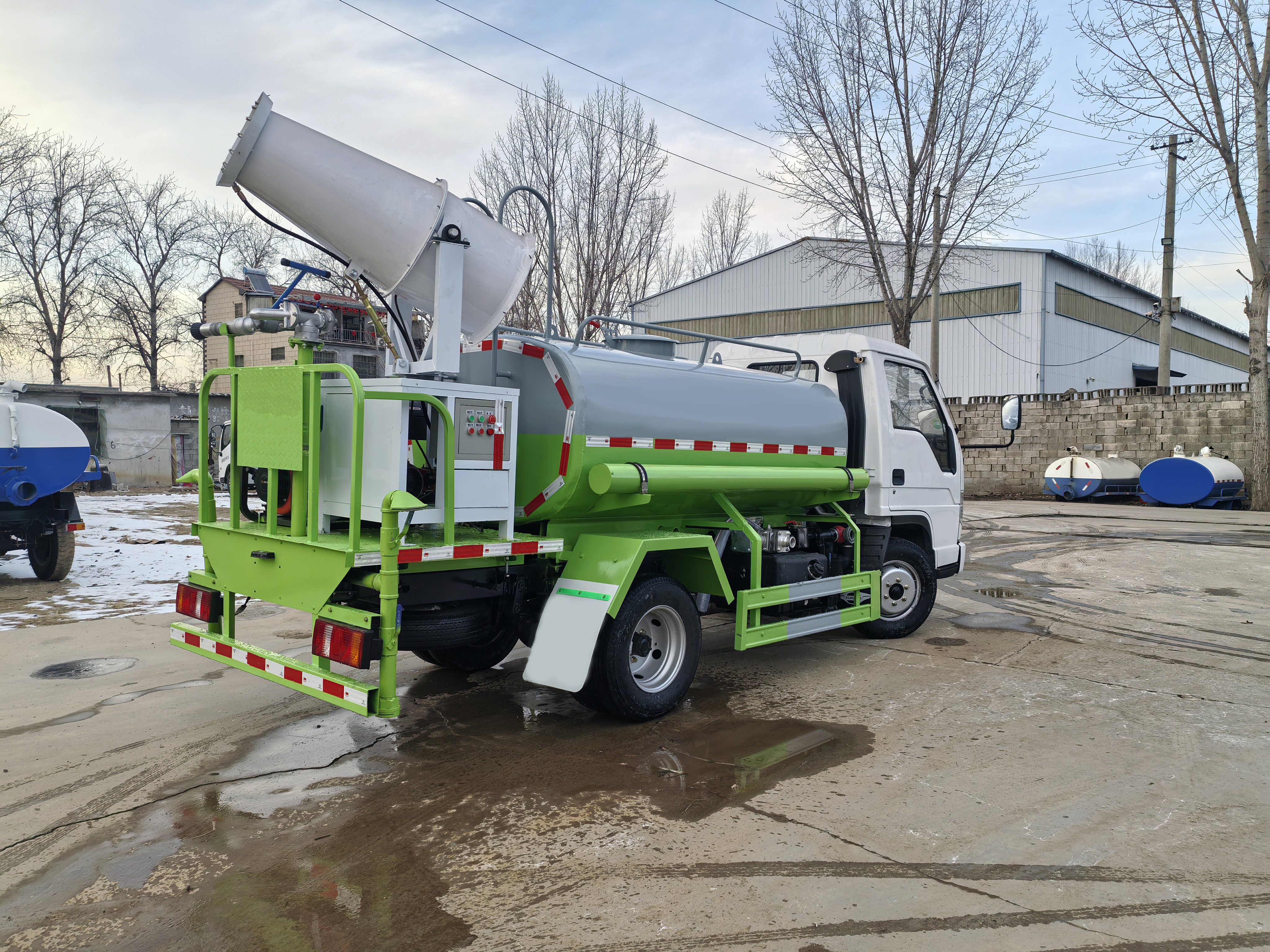 Foton Small-Card Star 2 4x2 Diesel Engine Multi-Function Dust Suppression Truck-for Road Cleaning and Dust Control