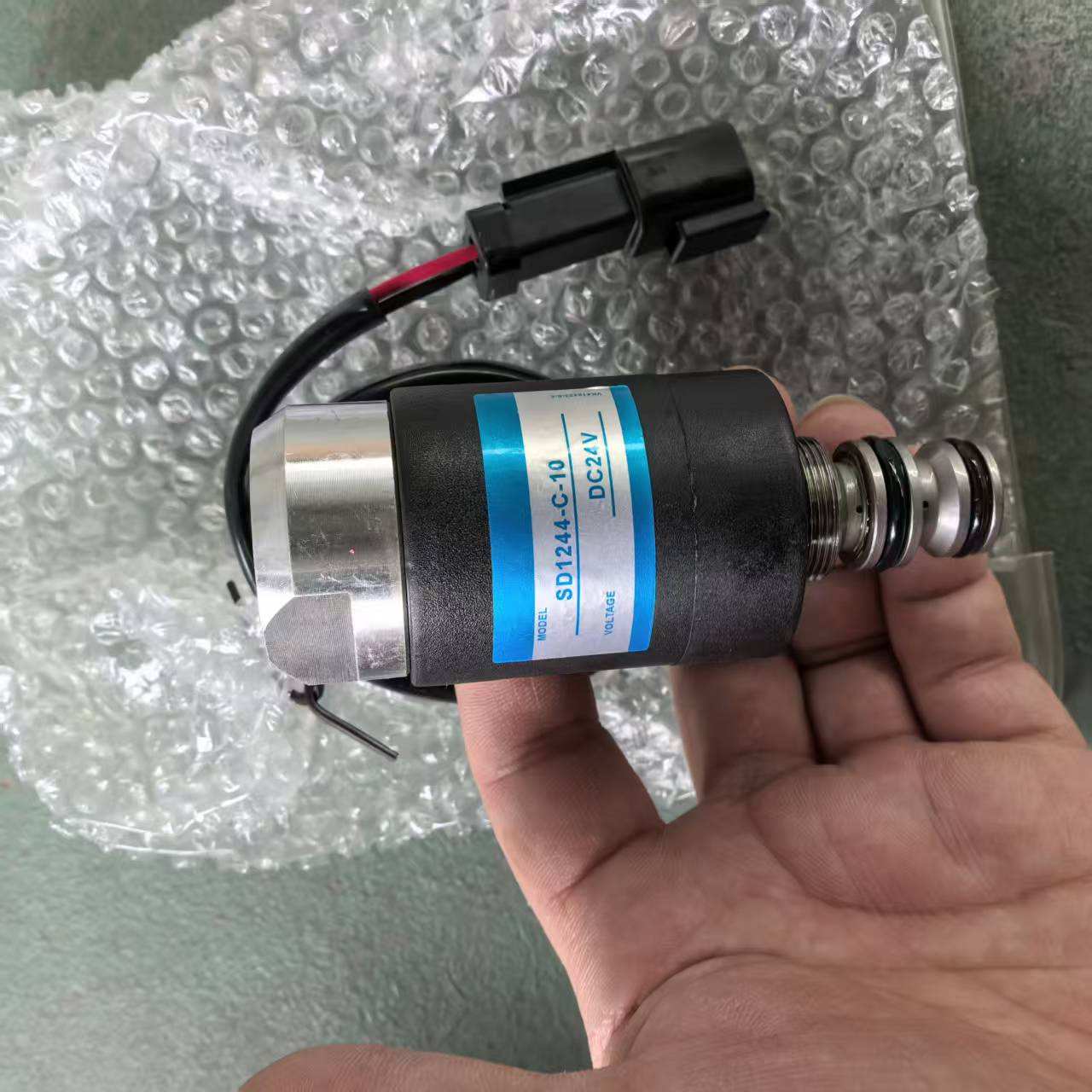 D275A-5D Excavator Steering Valve Assembly 17M-22-47990