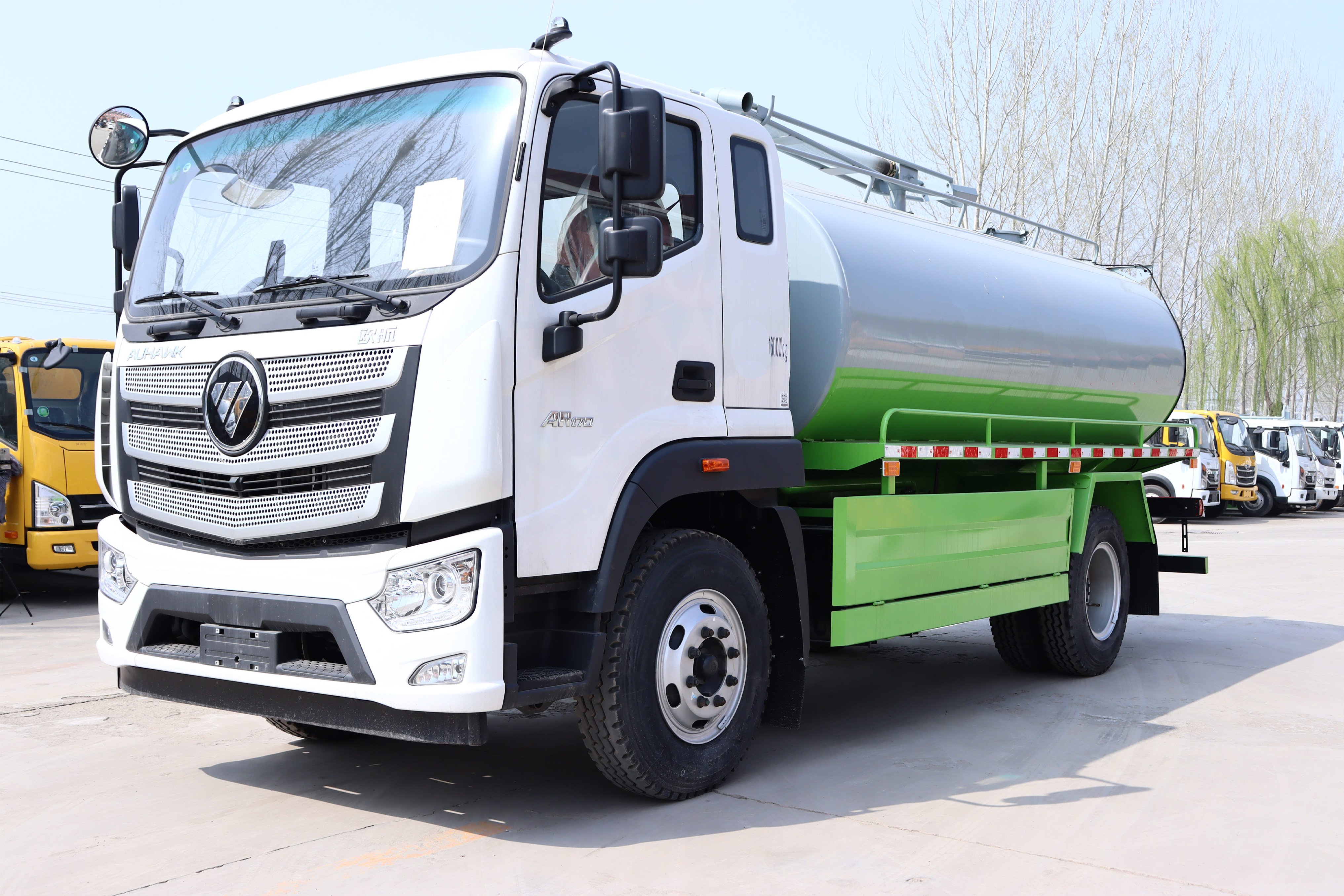 Hot Sale Foton Aumark 12cbm Diesel 4x2 Vacuum Sewer Cleaning Truck Industrial Sludge Suction Excrement Septic Tanker Municipal