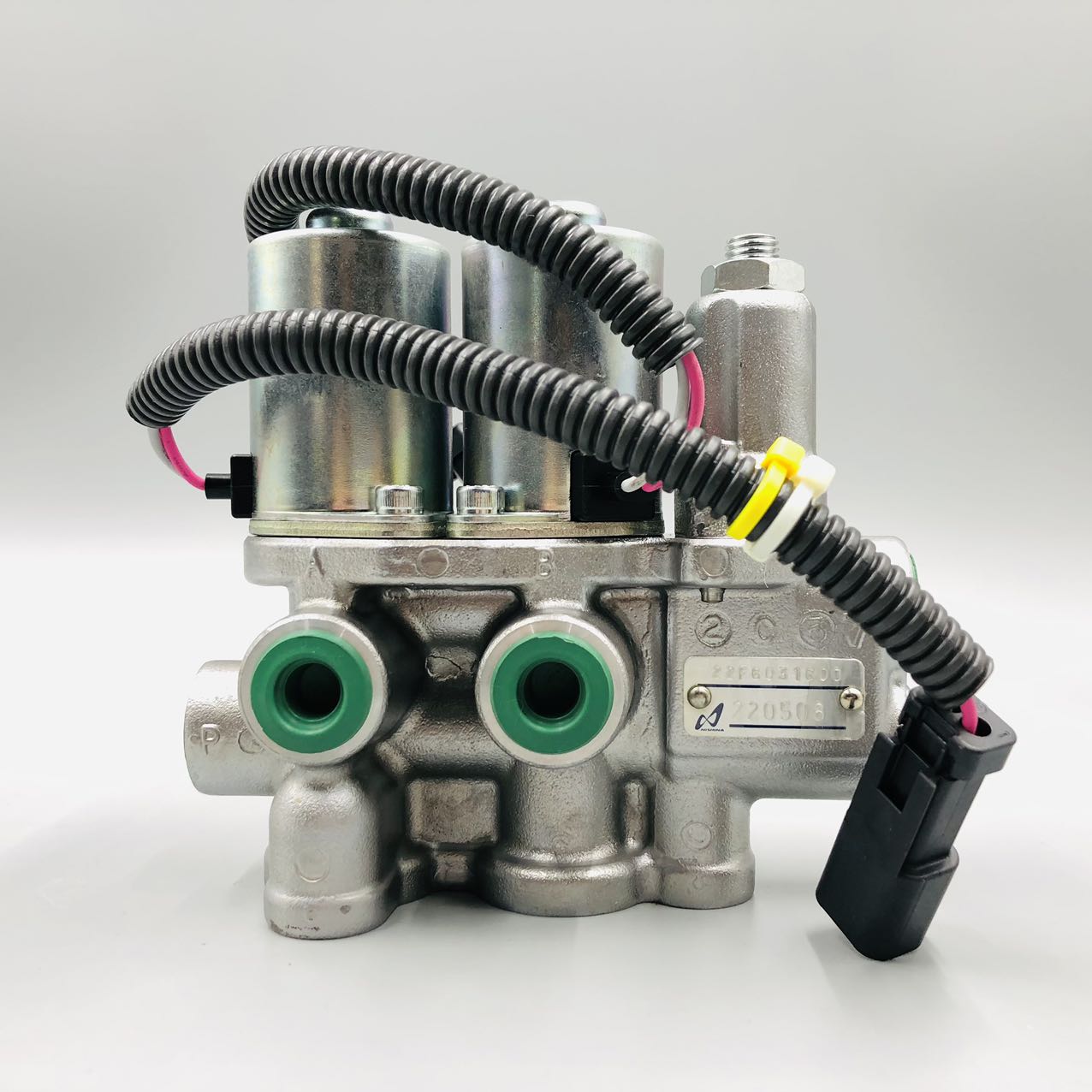 22F-60-31600 valve is suitable for Komatsu PC55 excavator parts