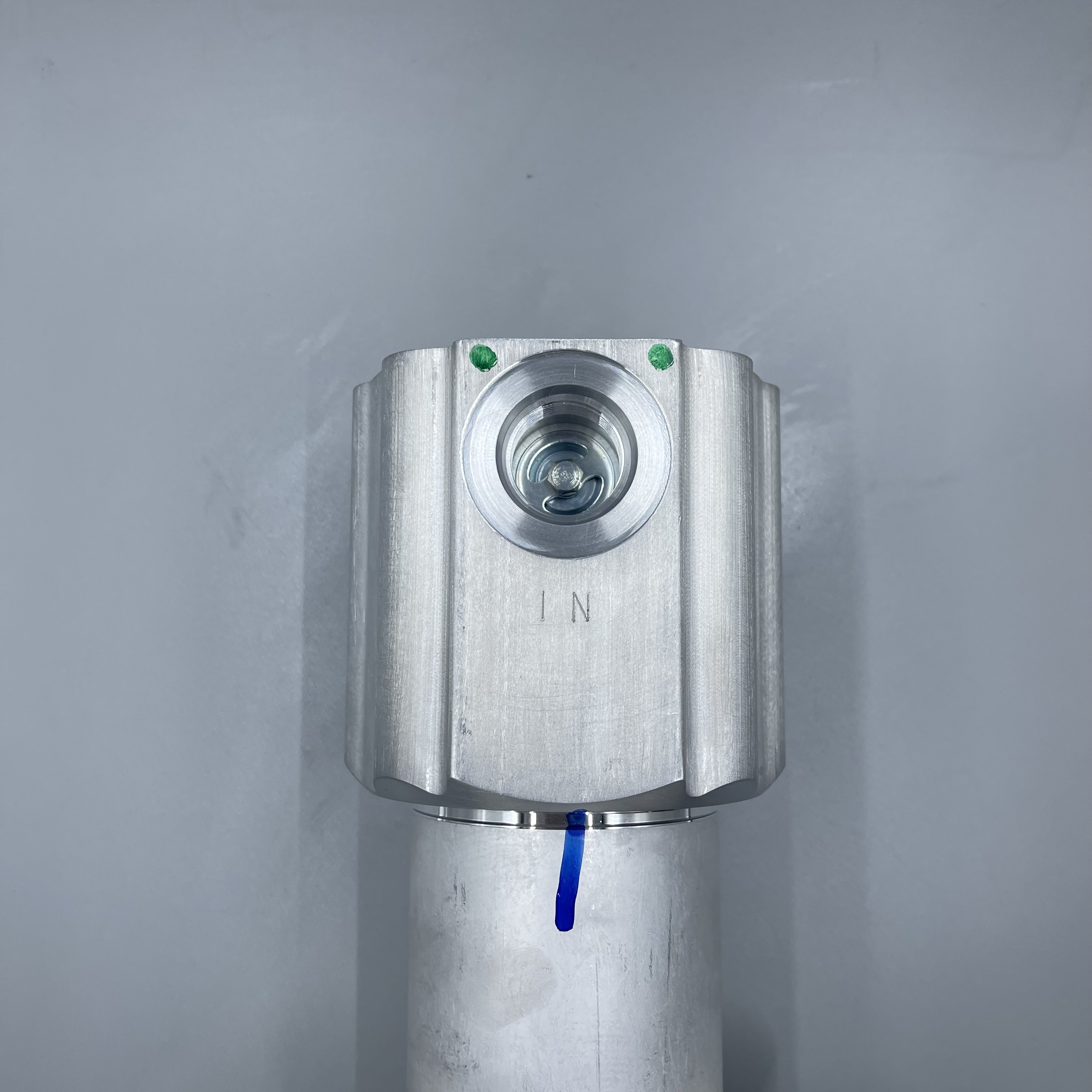 569-43-83911 filter is suitable for Komatsu HD405-8 mining truck dump truck parts