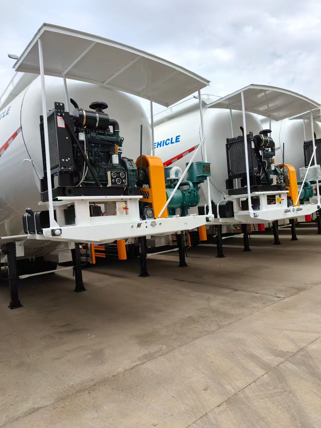 38-50CBM Bulk Powder Tank Trailer | Diesel Air Compressor 3-5 Axles