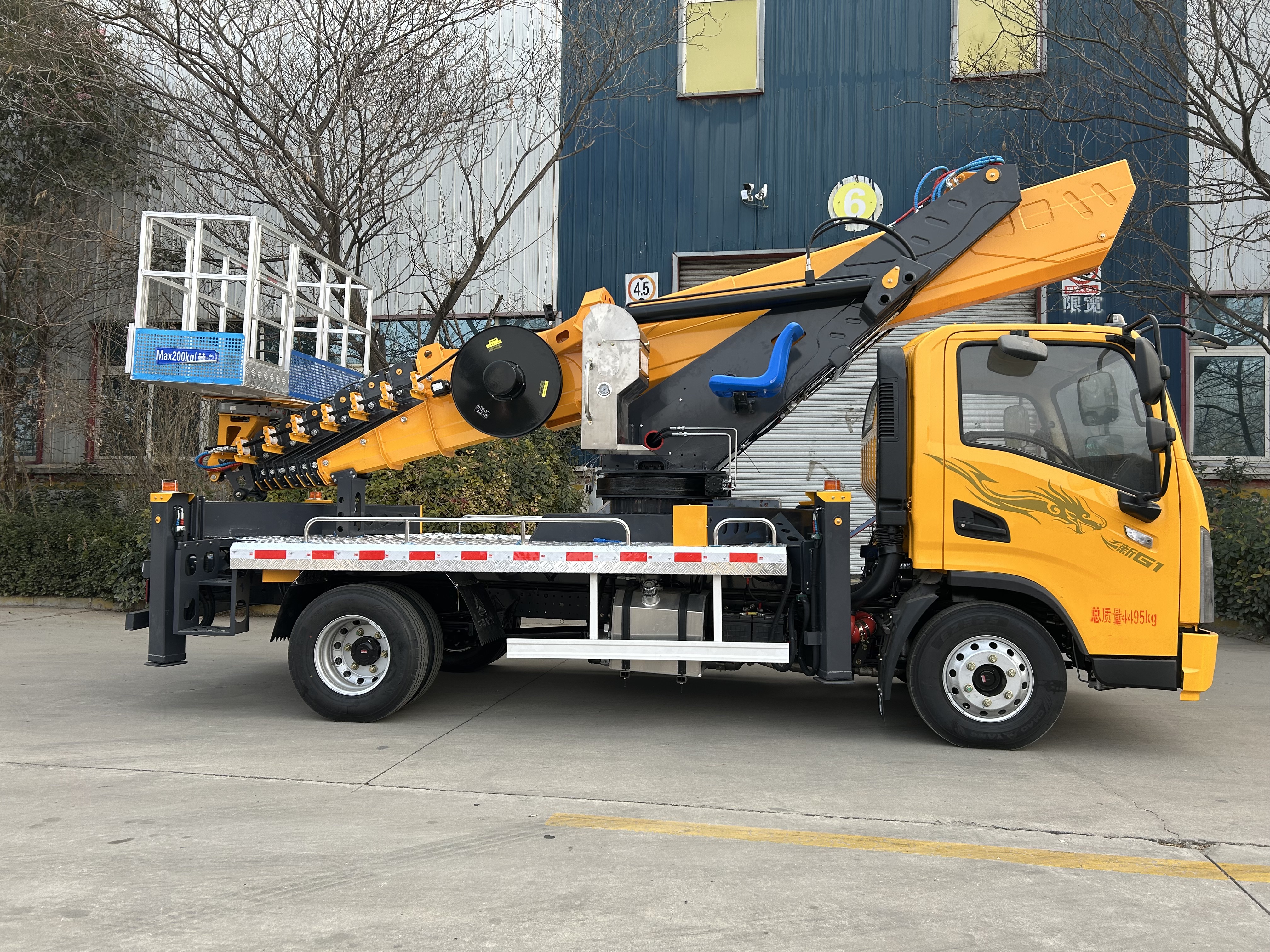 Huajin Heavy Industry Shaanxi Automobile Delong Blue Card GK38 Aerial Work Platform