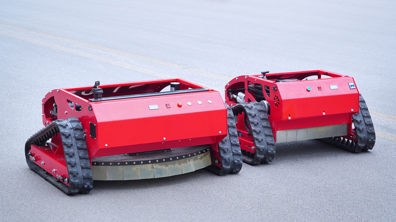 550mm Cutting Width Crawler Remote Control Lawn Mower with 9HP Loncin 4-Stroke Gasoline Engine