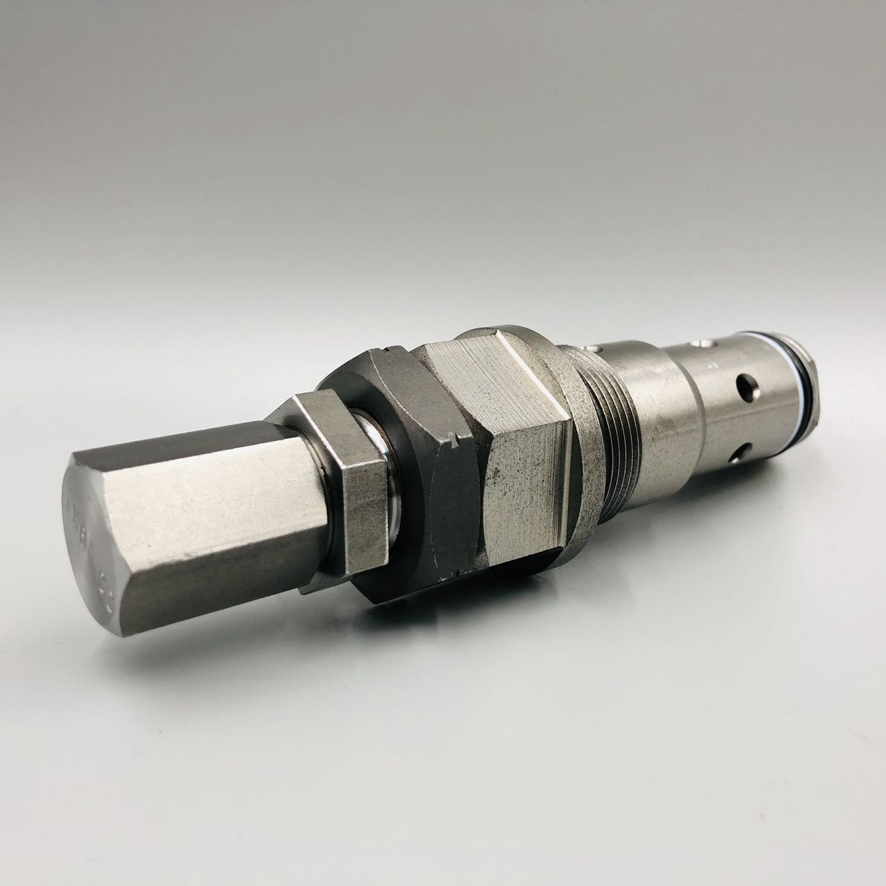 700-89-66000 RELIEF VALVE is suitable for Komatsu WA600-3 loader parts