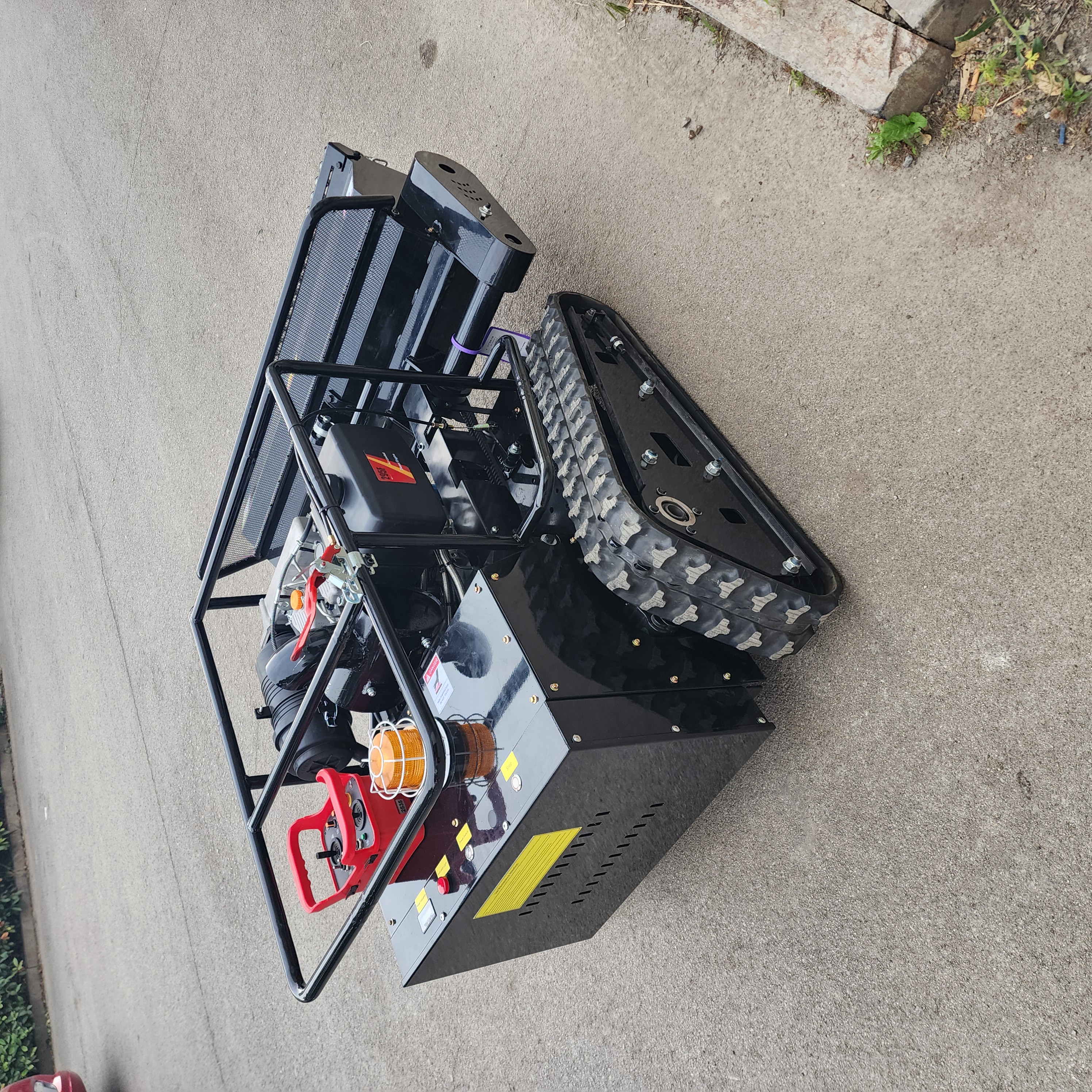 25HP Lawn Mower | Heavy Duty High Efficiency Commercial Mowing Equipment