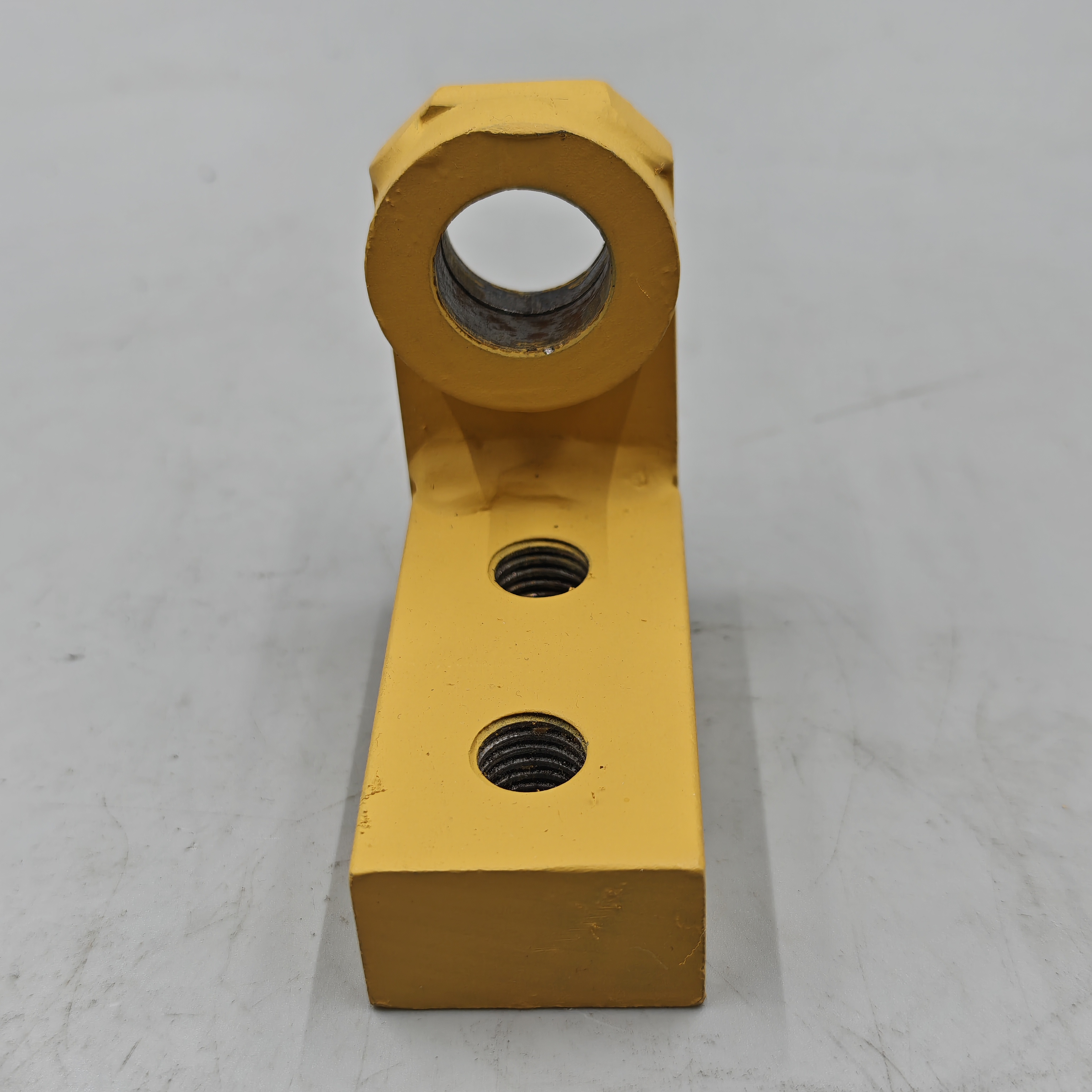 Made in China 195-61-47210 BRACKET Komatsu is suitable for parts of Komatsu D375A-3 bulldozer