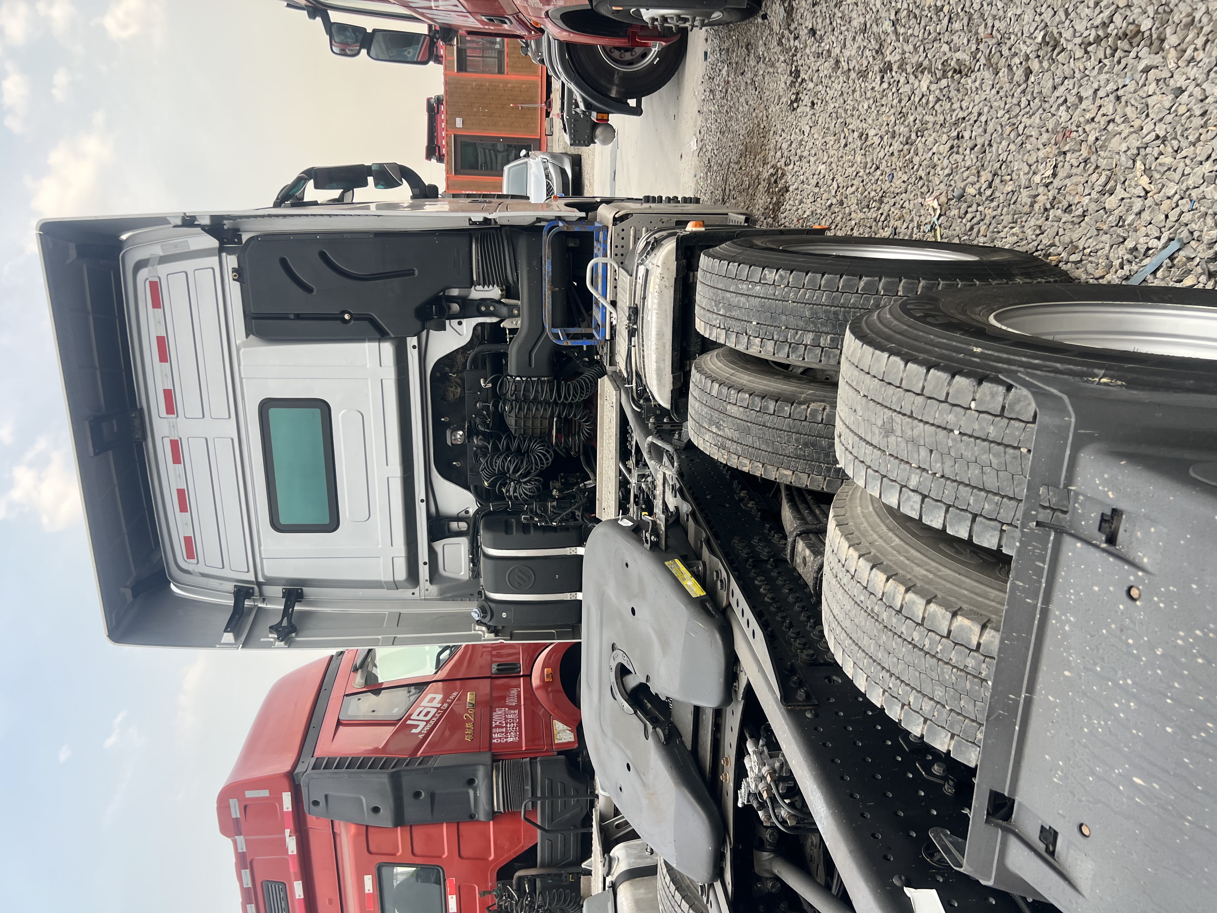 FOTON Auman EST 2022 | 580HP 13L Diesel Truck | ZF Auto Transmission