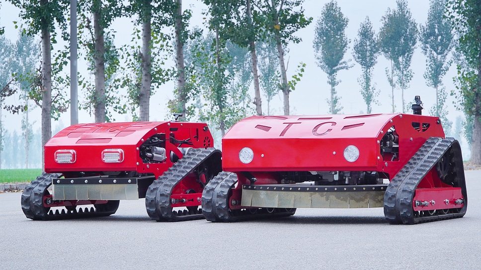 High Quality High Productivity Heavy Duty Engine Bearing Red PLC Lawn Mower Crawler Zero Turn Field Use Grass Cutter Flail