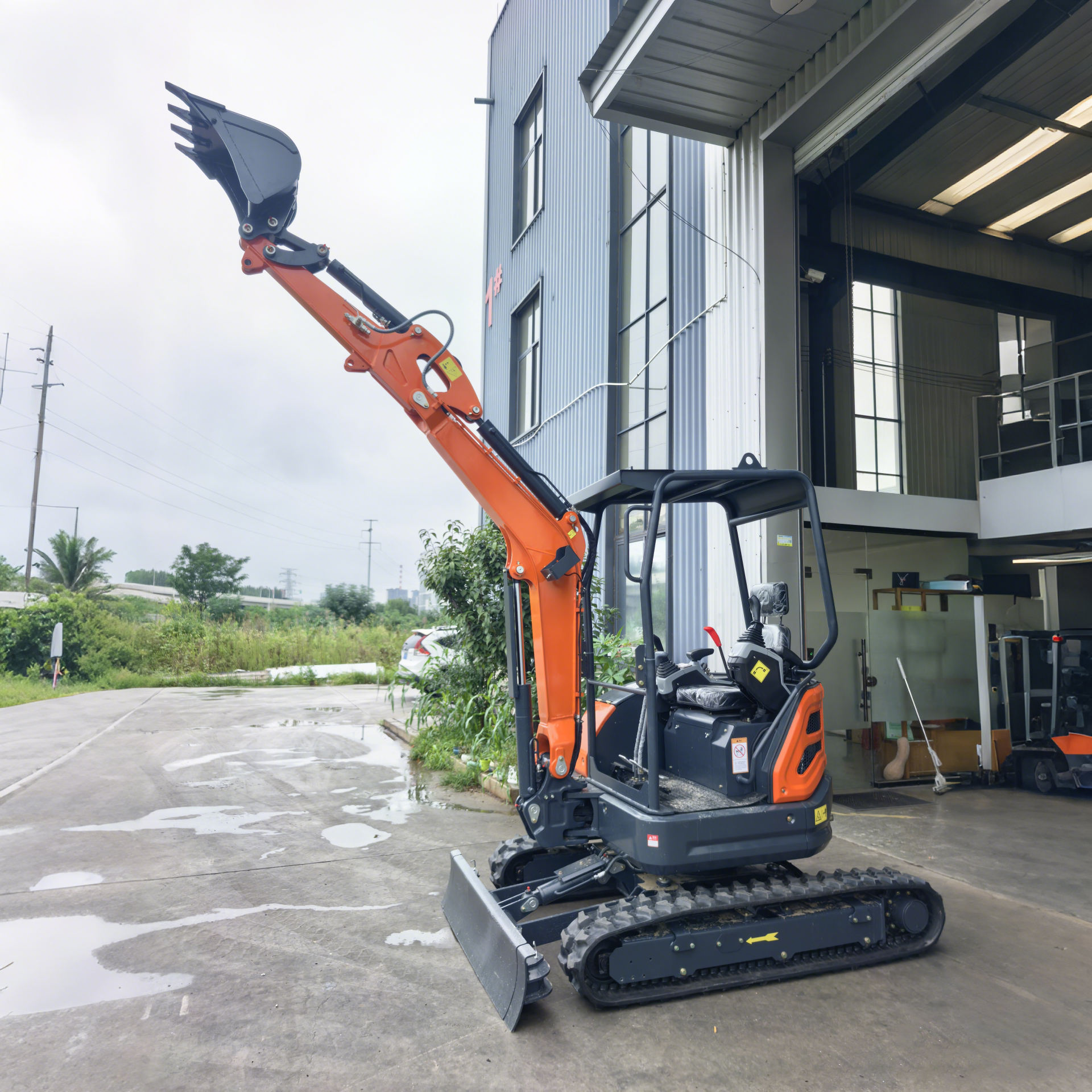 Free delivery. Kubota engine mini excavator, CE/EPA Garden brand new mini excavator, 2.5 ton, 1.8 ton mini excavator.