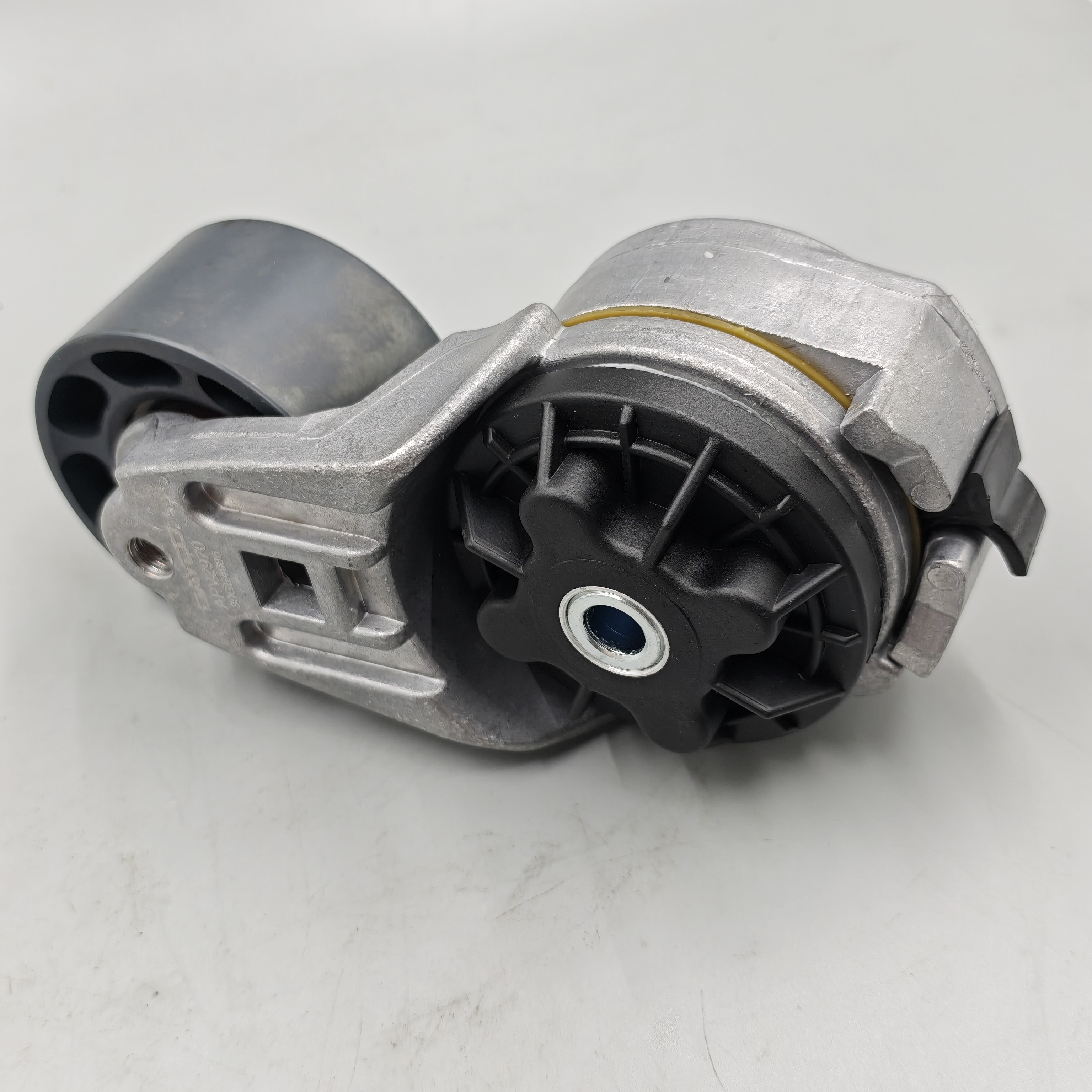 Wholesale and retail 6736-61-4120 TENSIONER, BELT suitable for Komatsu SAD102E engine parts