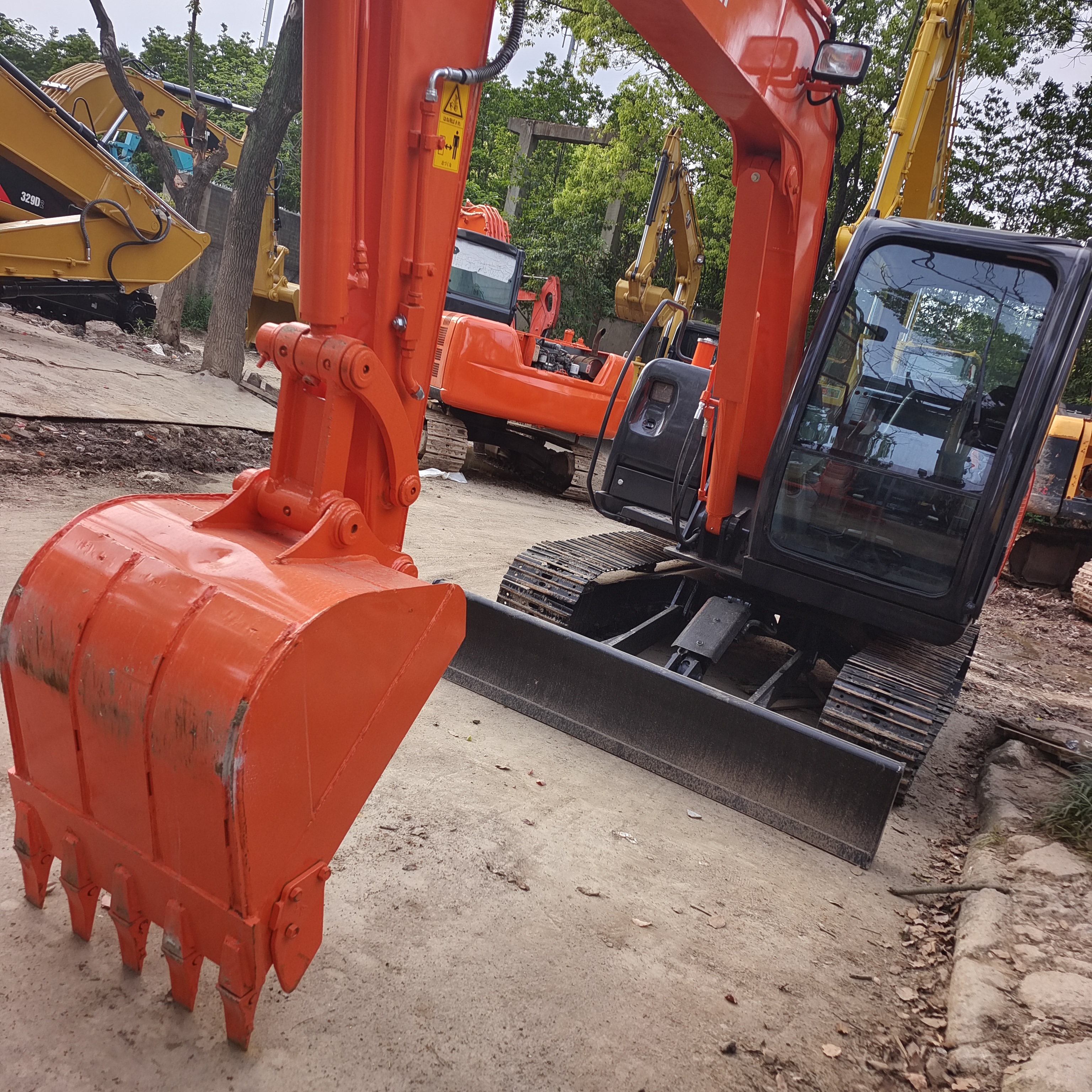 HITACHI ZAXLS60 USED EXCAVATOR