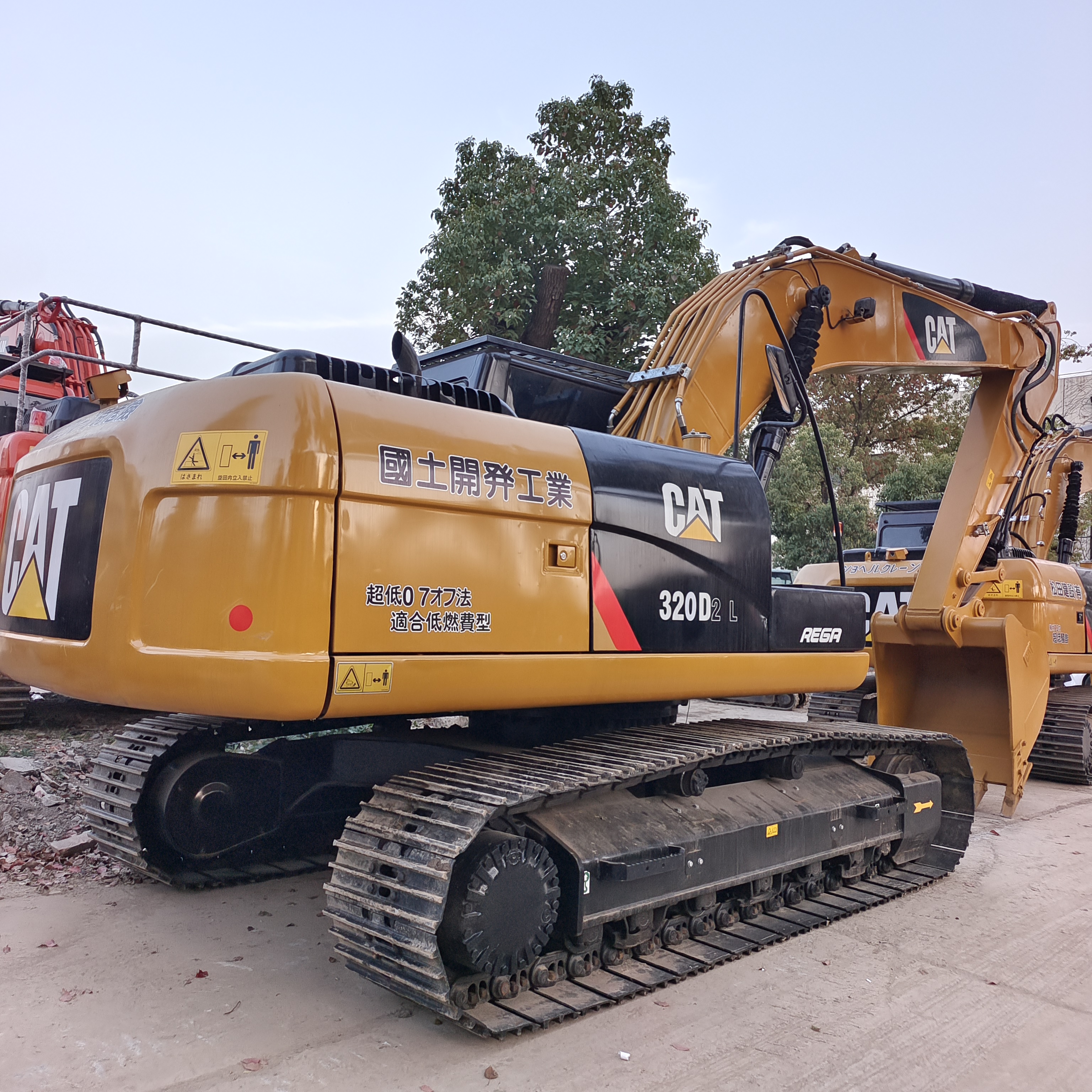 CAT 320d2l USED EXCAVATOR