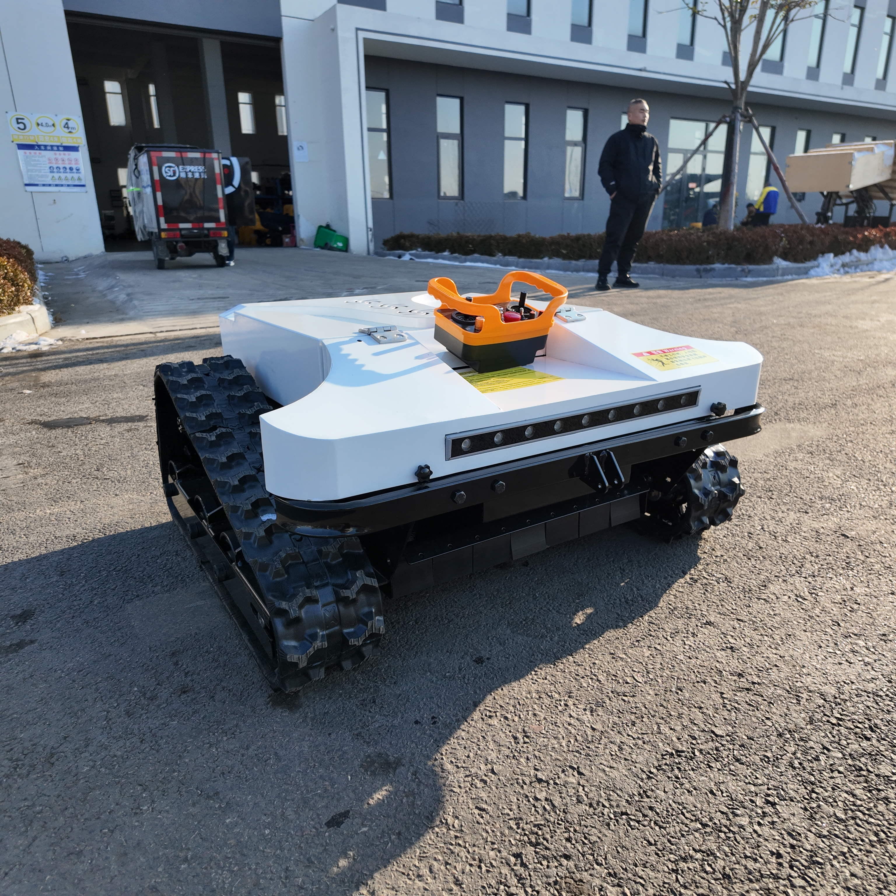 YM-550D Brushless Motor Lawn Mower | High Efficiency & Low Noise