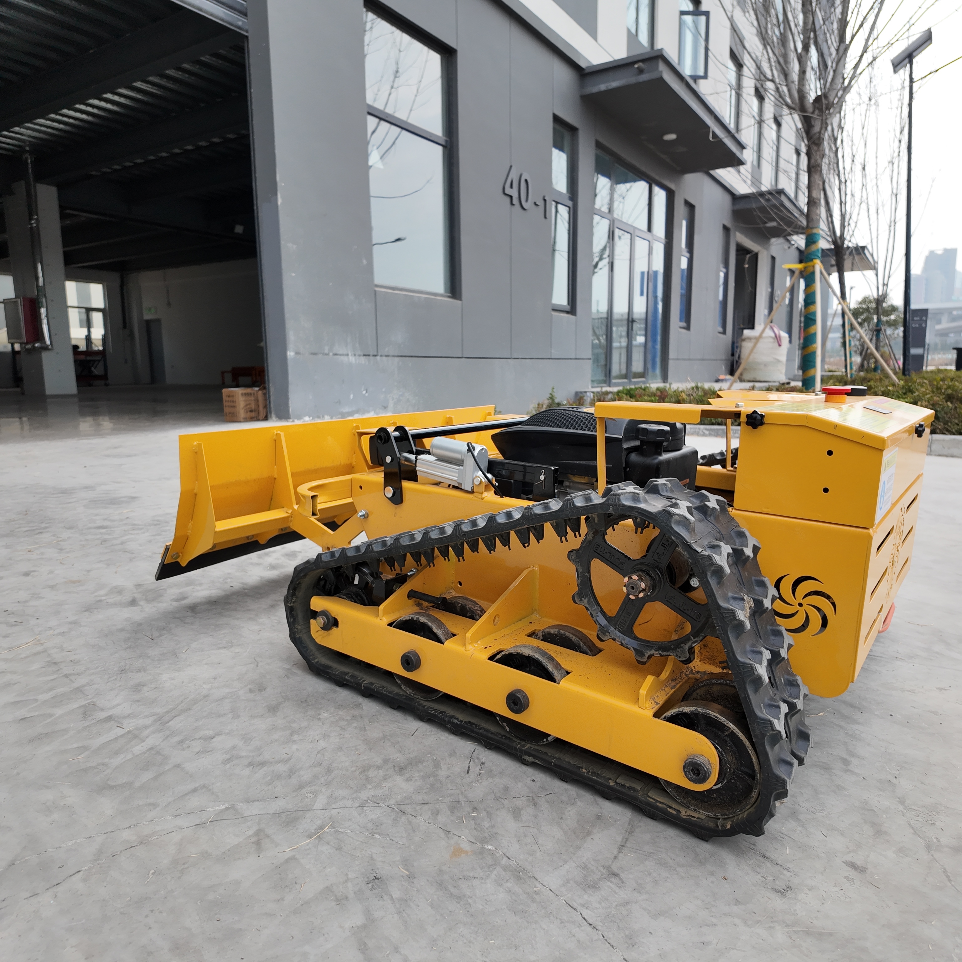 YM-550 Gasoline Lawn Mower | 24V 12Ah Remote Control 2000m²/h