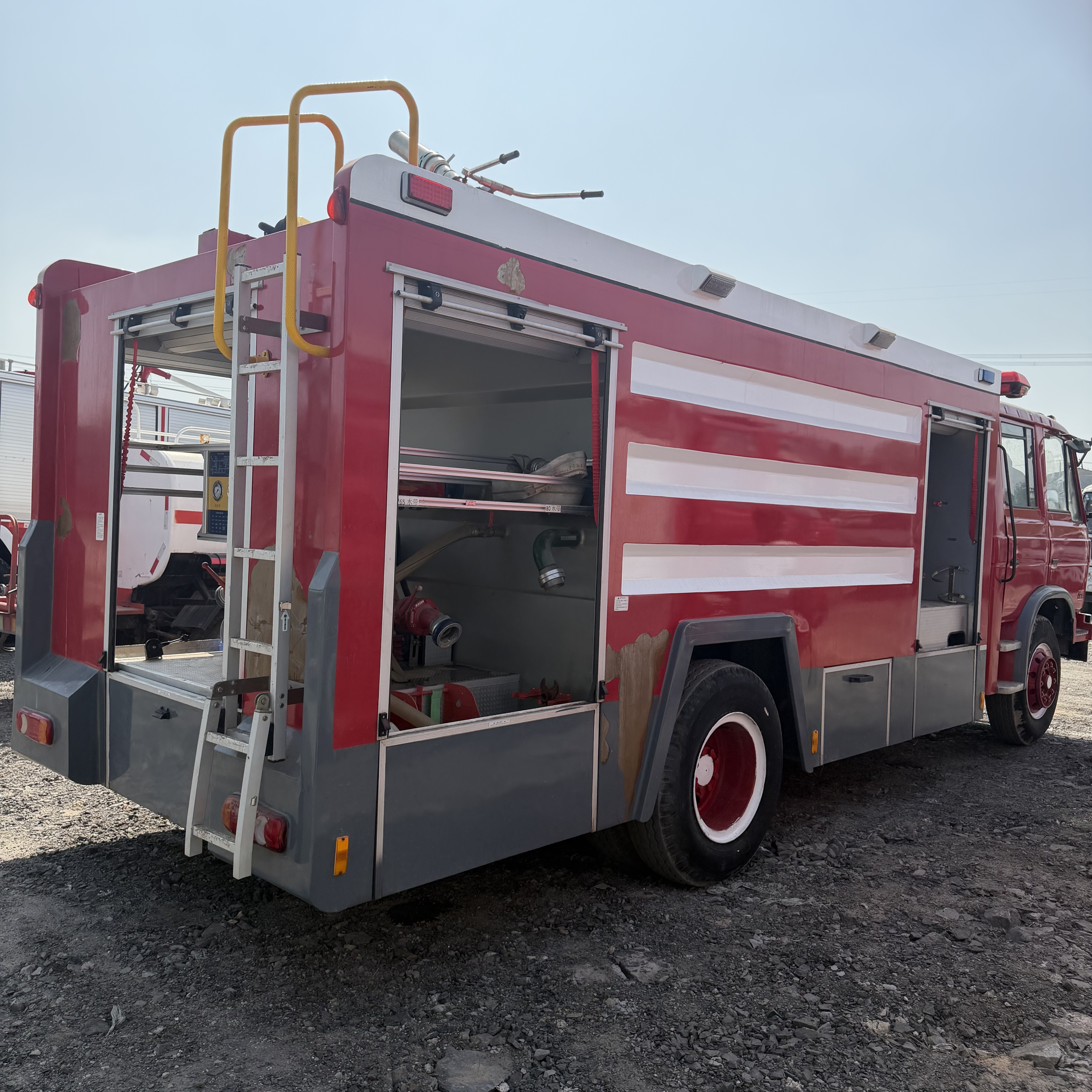 Fire Fighting Truck