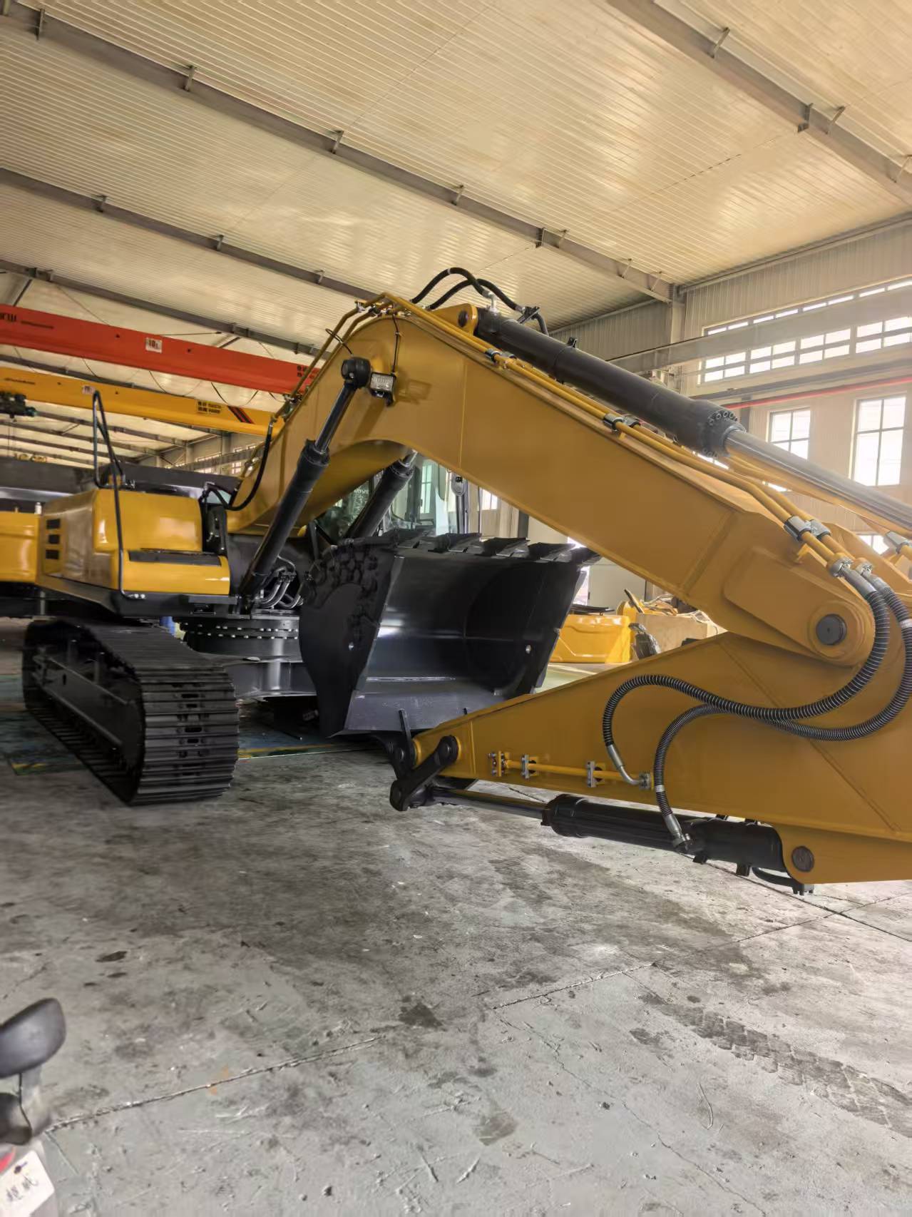 330 Hydraulic Crawler Excavator | 30 Ton Heavy Duty Construction Excavator