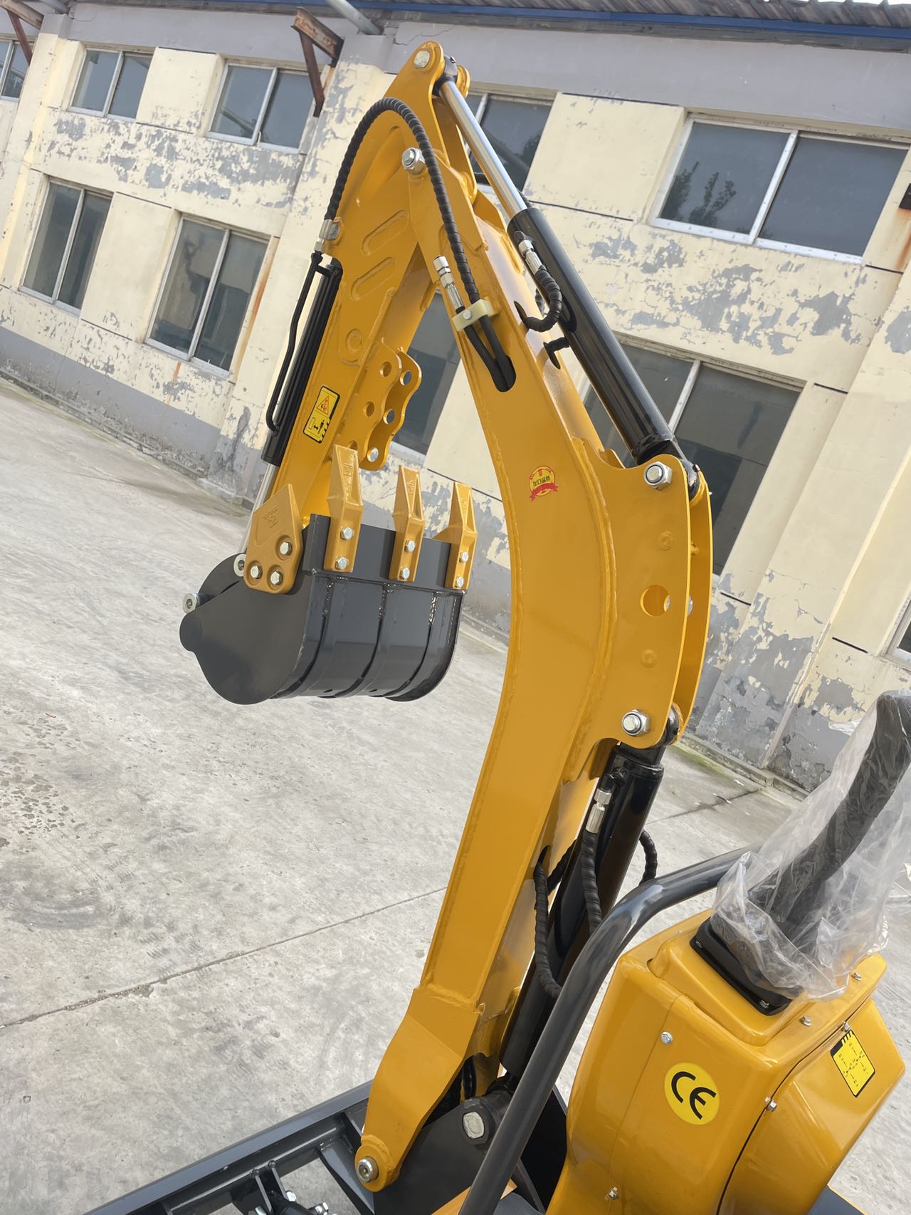 Model 12 Mini Crawler Excavator (Upgraded Version) Small Digger for Farm & Construction