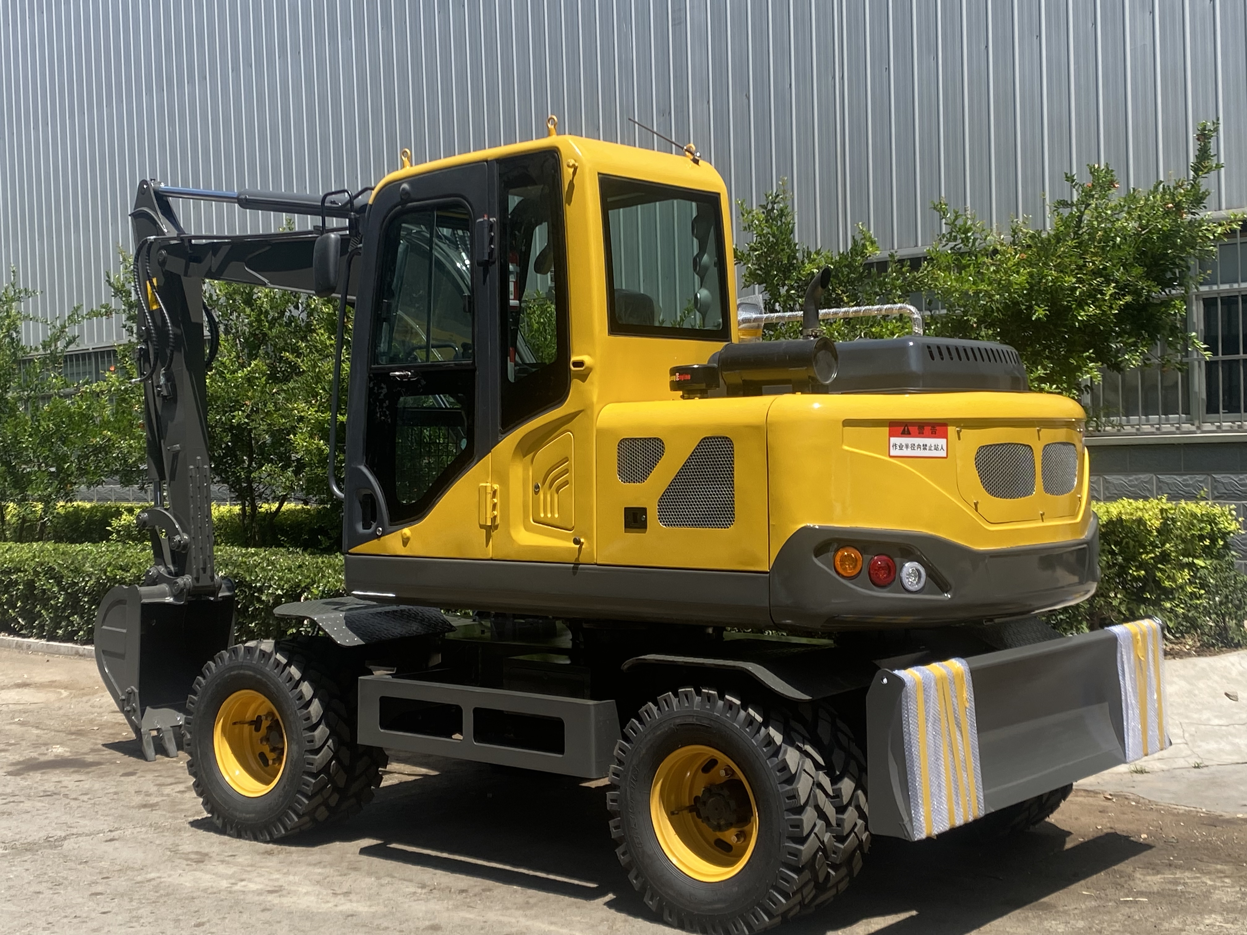 60 Wheel Excavator Heavy-Duty Large Hydraulic Wheel Excavator for Sale