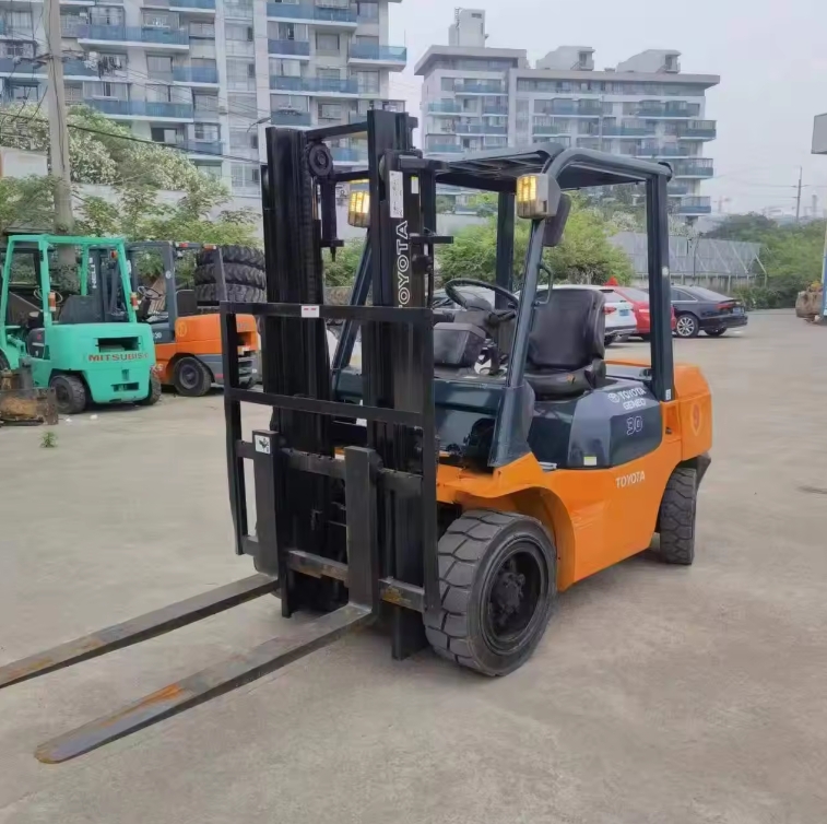 Toyota 2-7 Ton Diesel Forklift