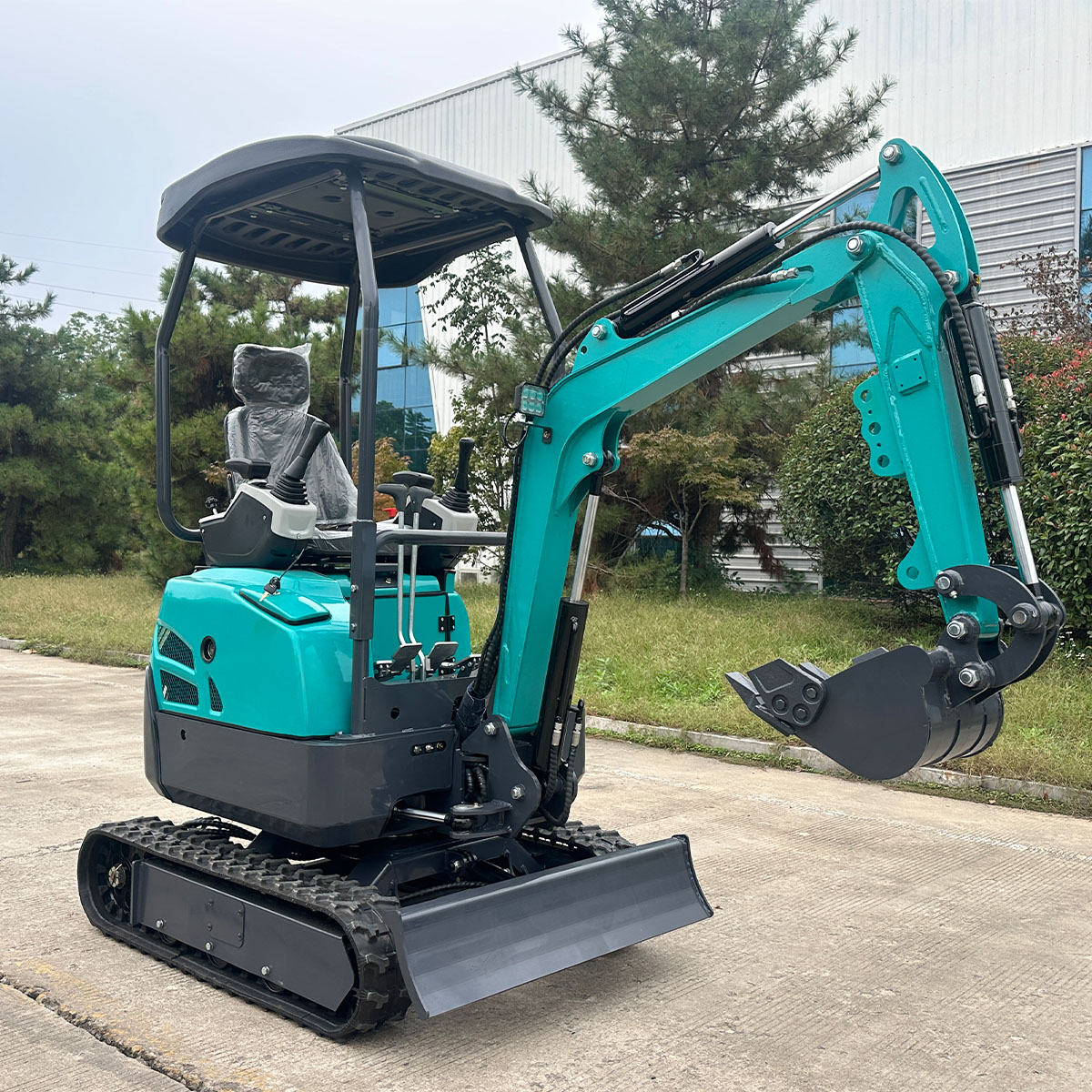 Mini Elephant ME17 Mini Excavator 1.7 Ton for Mountain Land Reclamation & Indoor Renovation Demolition