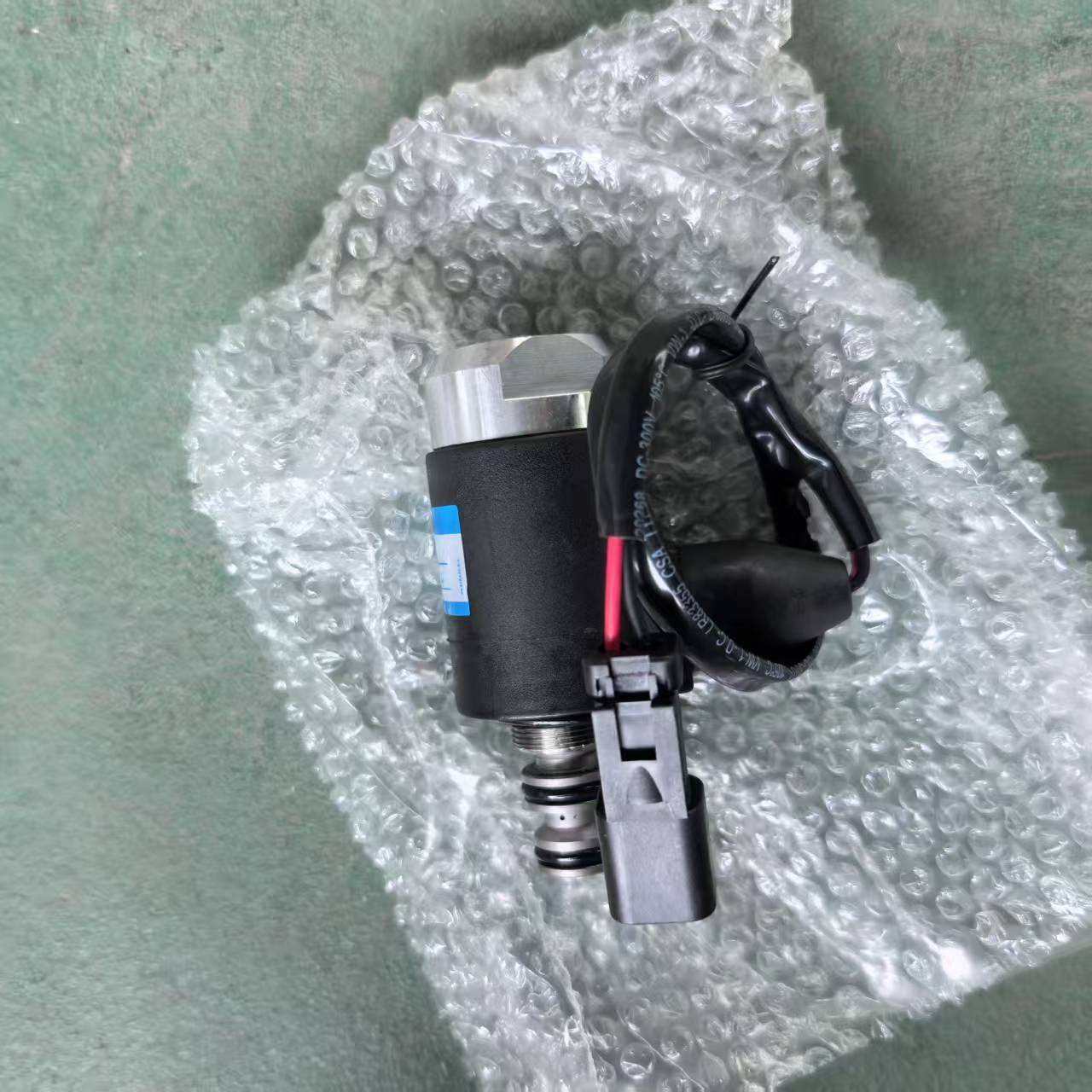 D275A-5D Excavator Steering Valve Assembly 17M-22-47990