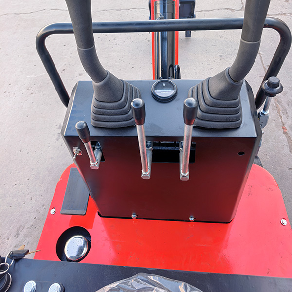 08 Mini Excavator | 0.8 Ton Compact Digger with Yanmar Engine