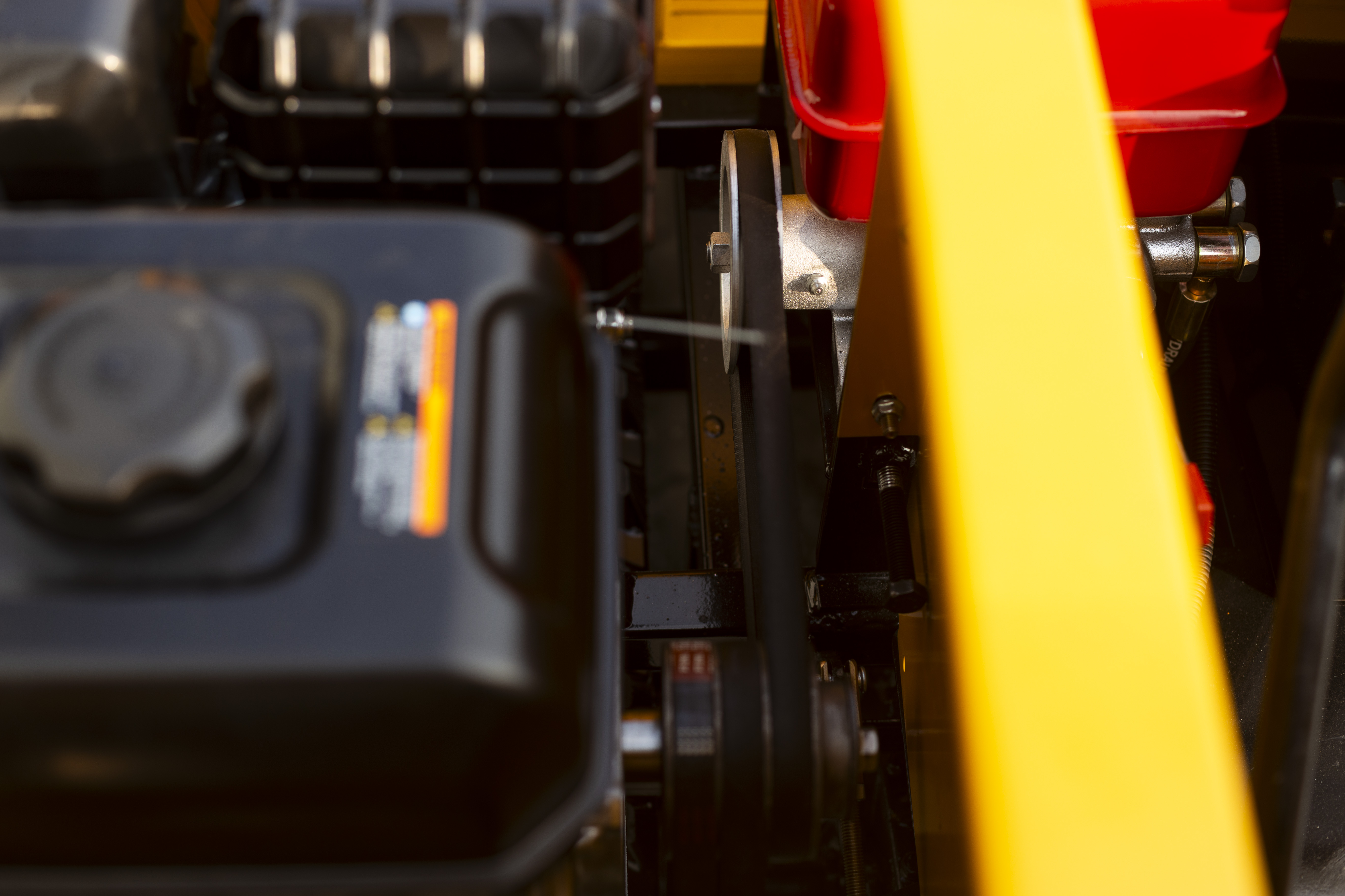 Factory Direct 550kg Mini Loader with PLC High Efficiency Diesel Engine Crawler Loader Front End Loader for Agriculture Use
