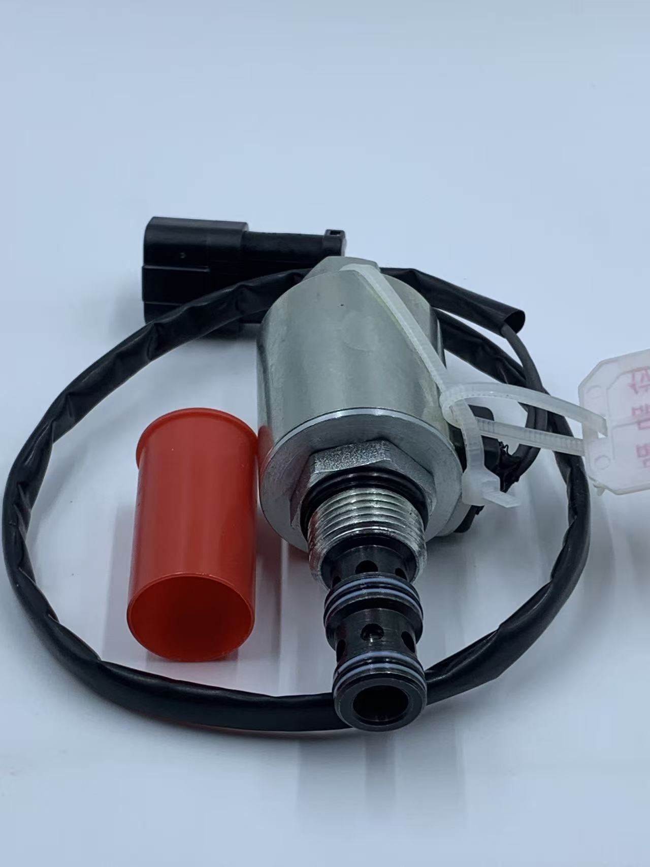 20Y-60-11713 VALVE is suitable for Komatsu WA500-6 loader parts