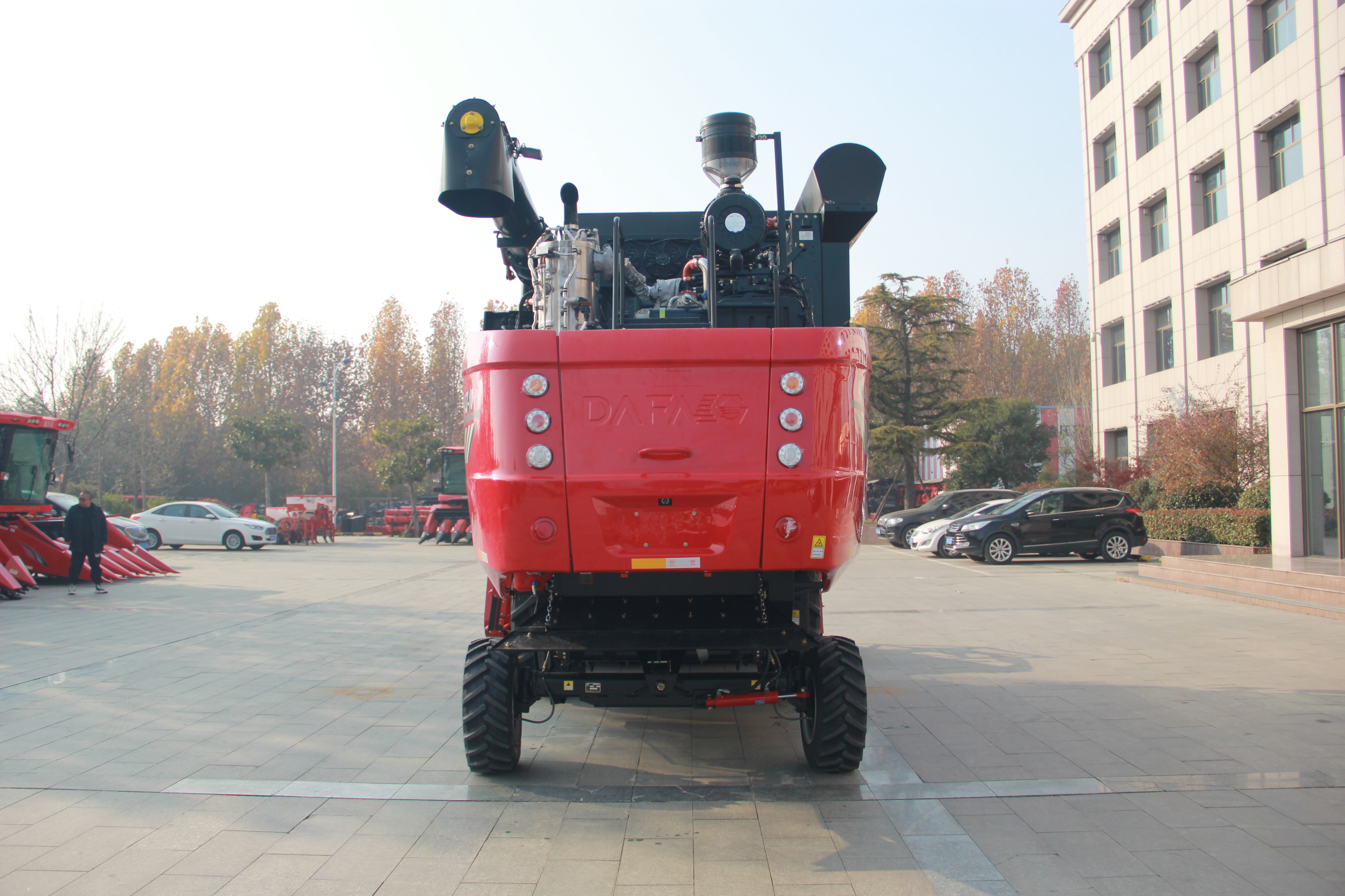 4LZ-10 Grain Combine Harvester | High Efficiency for Wheat & Rice