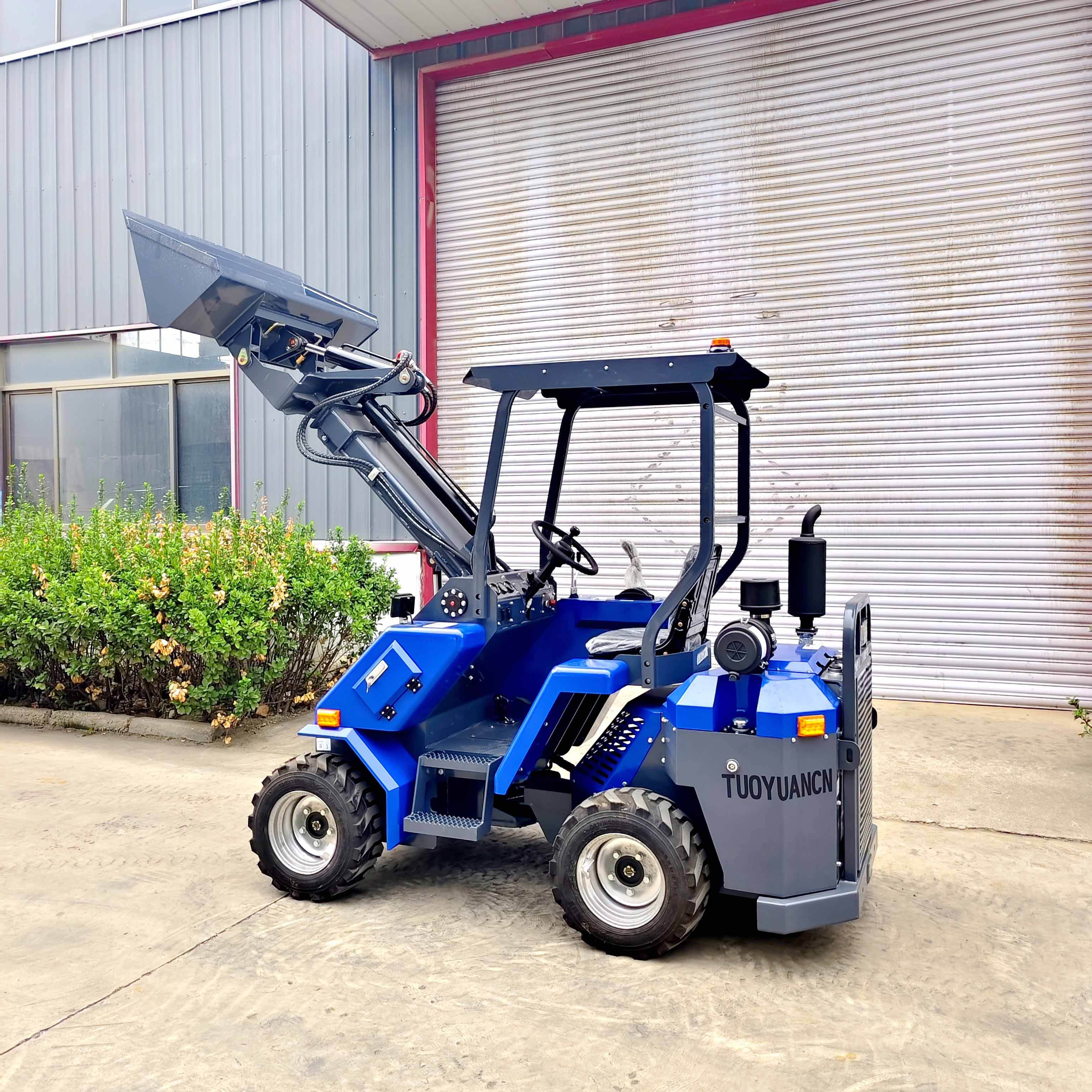 Tuoyuan Mini All-Terrain Wheel Loader | 26HP 19.39kW Diesel Front End Telescopic Loader
