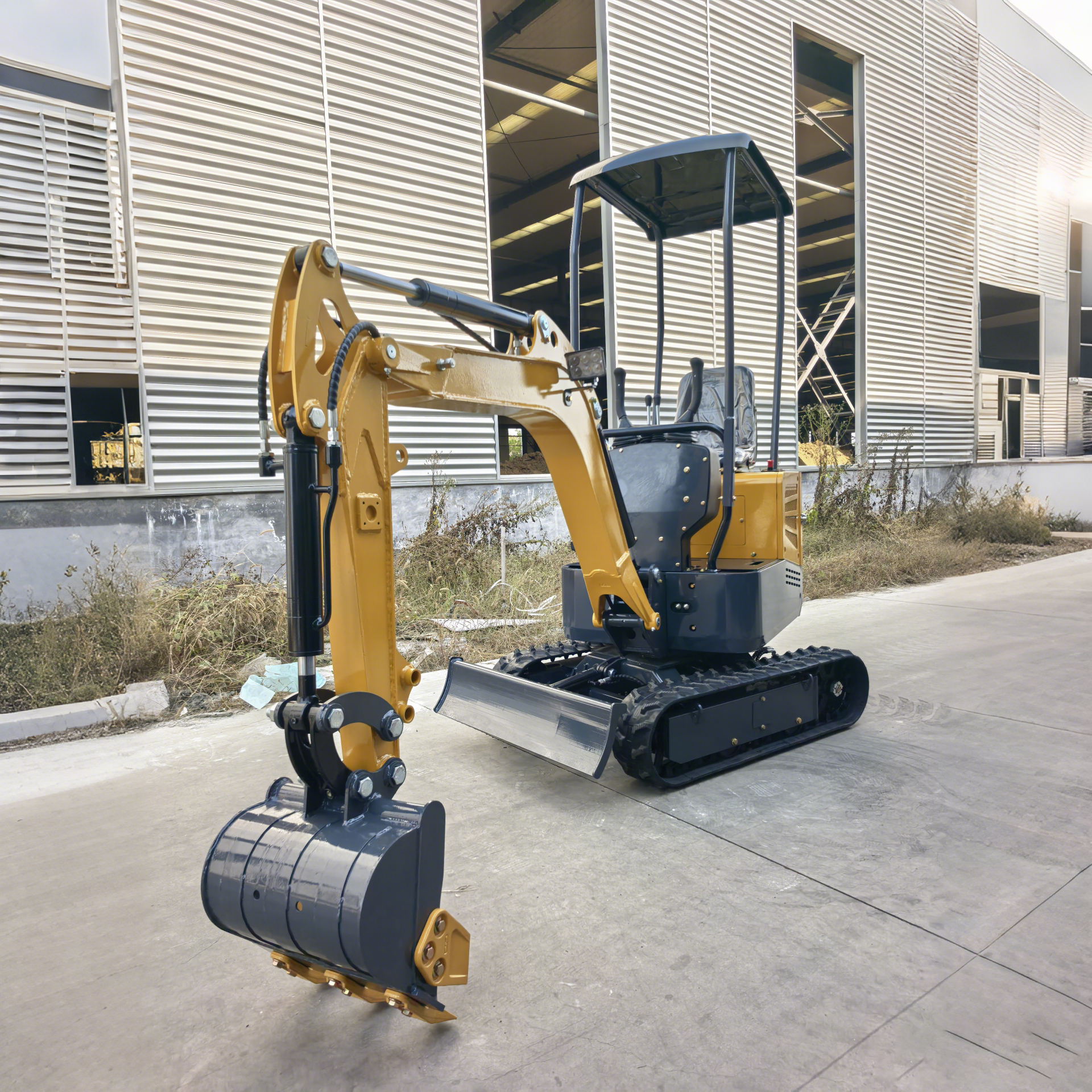 A 1.3-ton mini excavator, equipped with a Kubota engine, is a tracked excavator suitable for farmland improvement and excavation operations.