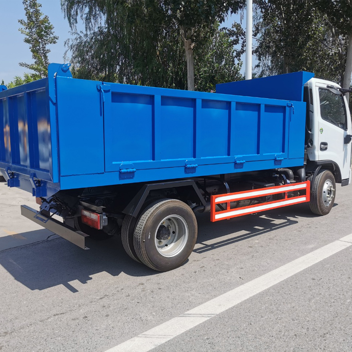 Dongfeng Dolica 5m³ Self-unloading Garbage Truck | 140HP Quanchai/Yunnei Engine Refuse Vehicle