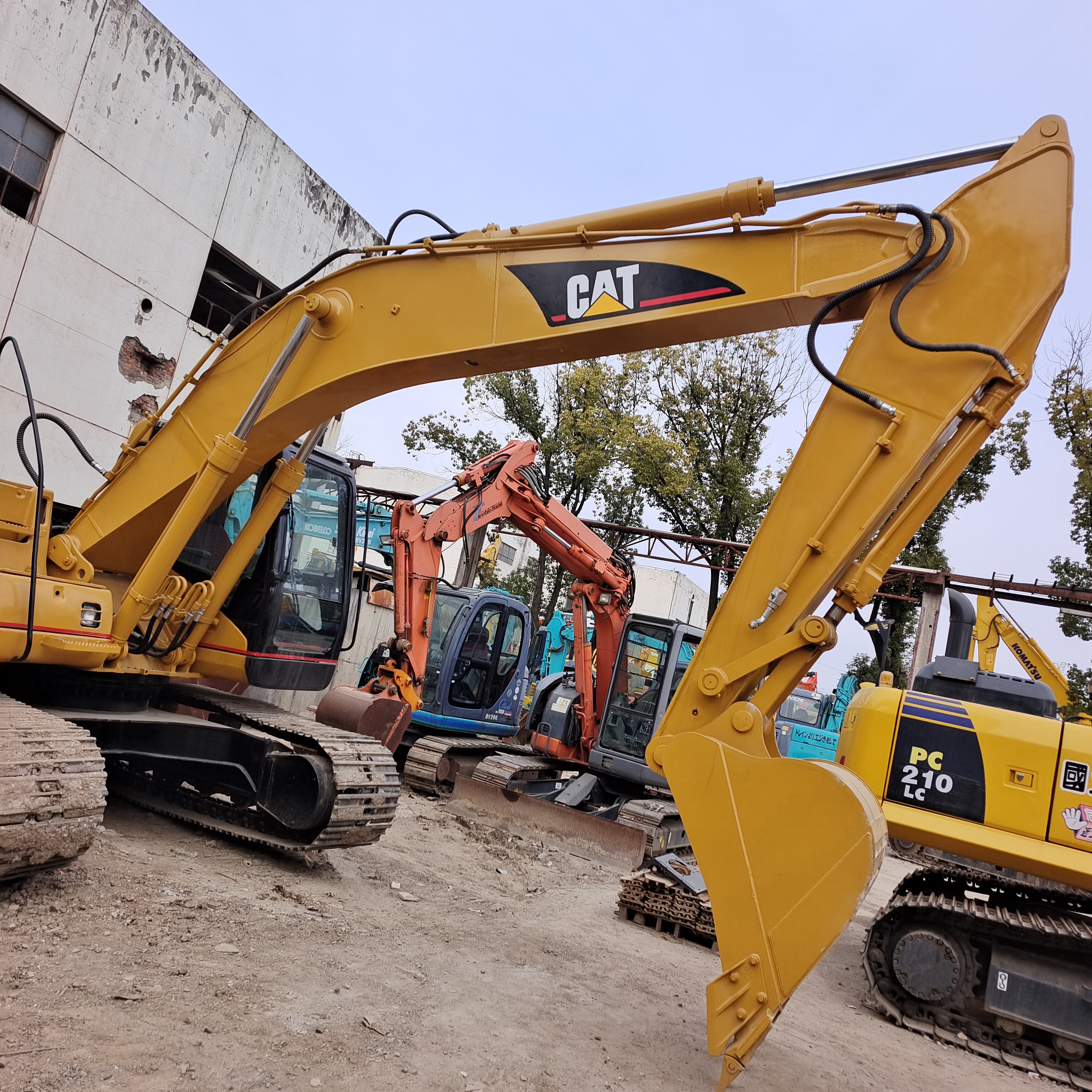 used caterpillar 320D 320DL 320D2 320D2L 320GC 320