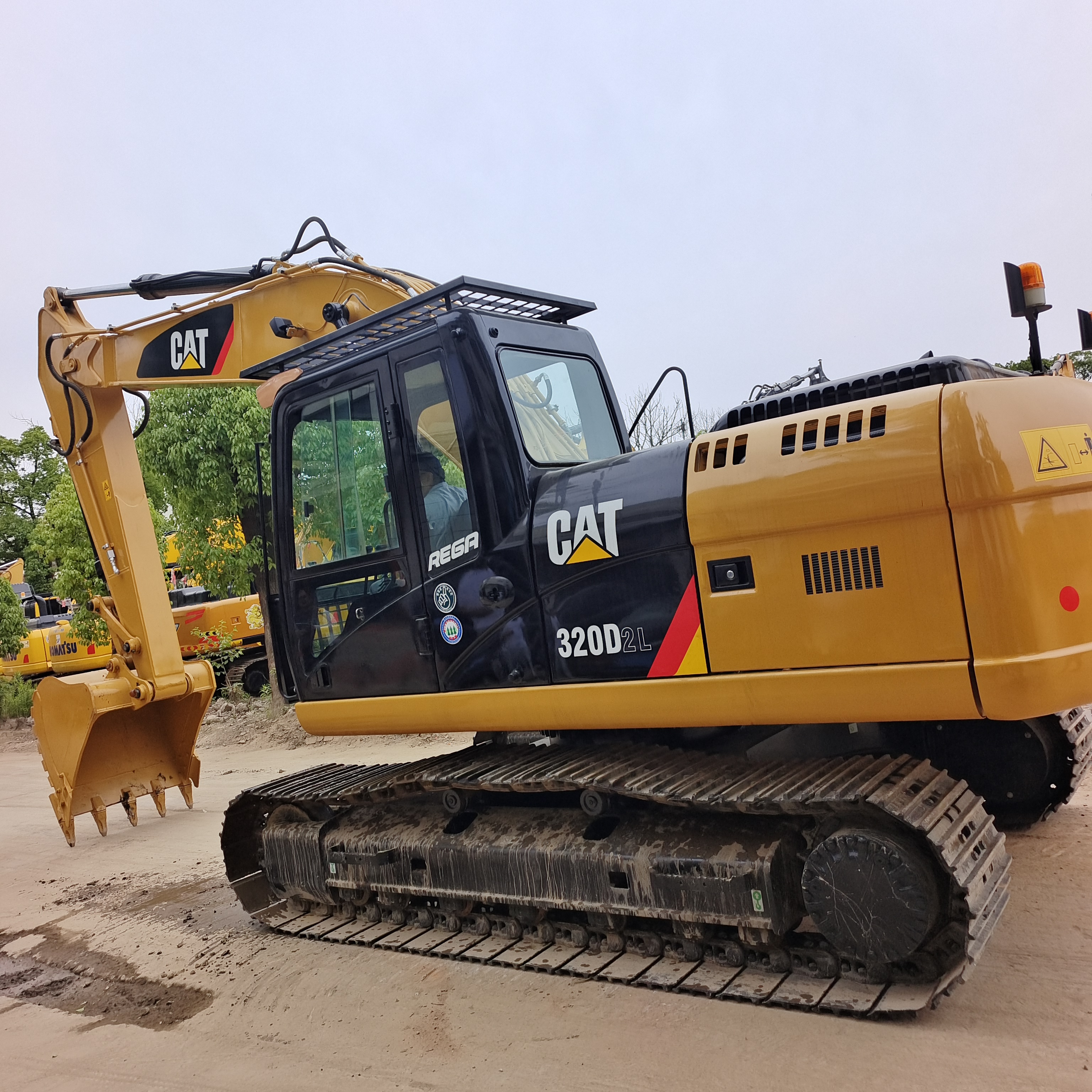 used caterpillar 320D 320DL 320D2 320D2L 320GC 320