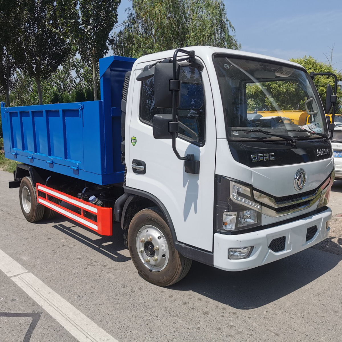 5m³ Self-loading Refuse Truck | 140HP Diesel Engine Sanitation Vehicle