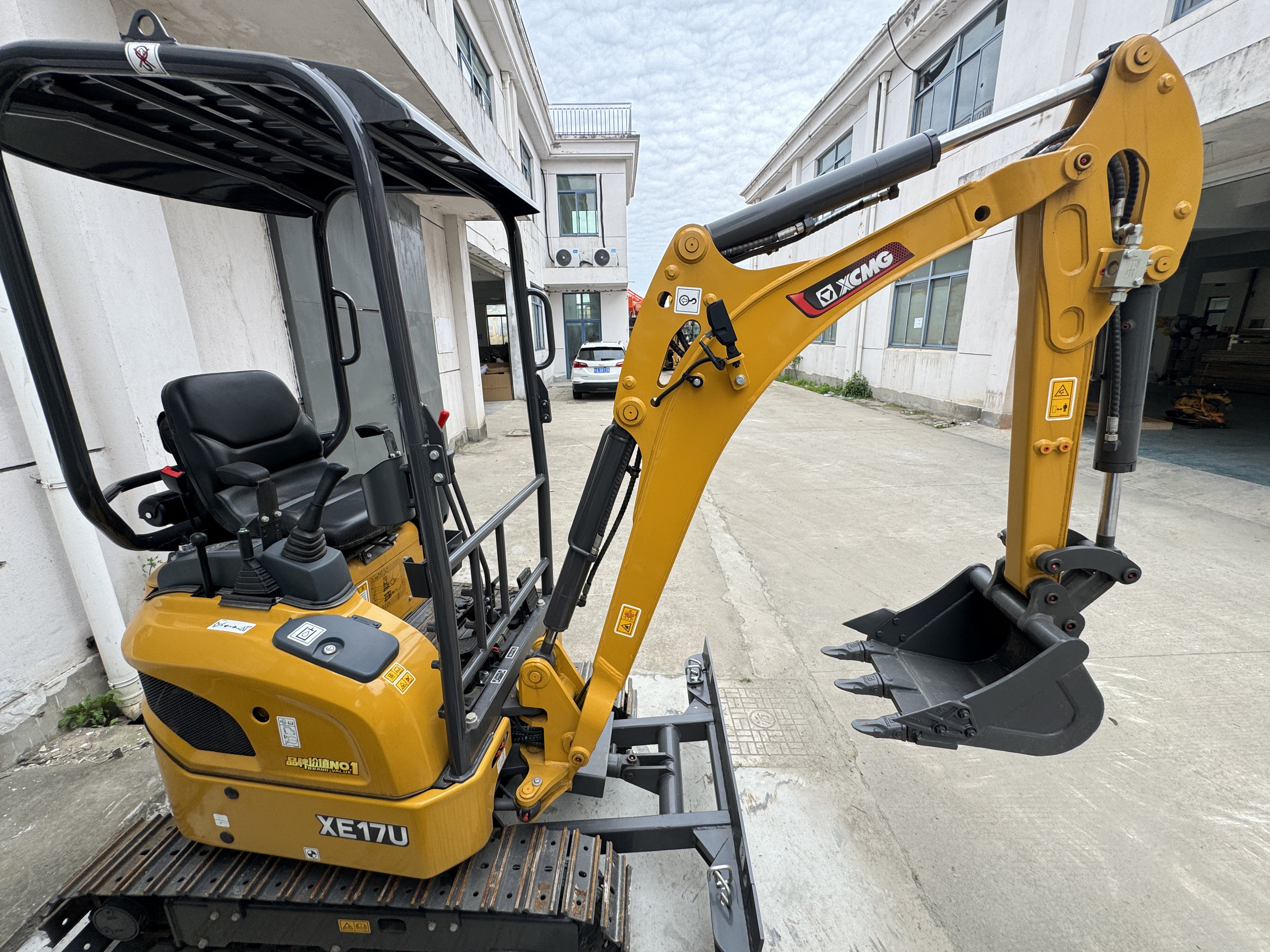 XCMG XE17U 100% NEW