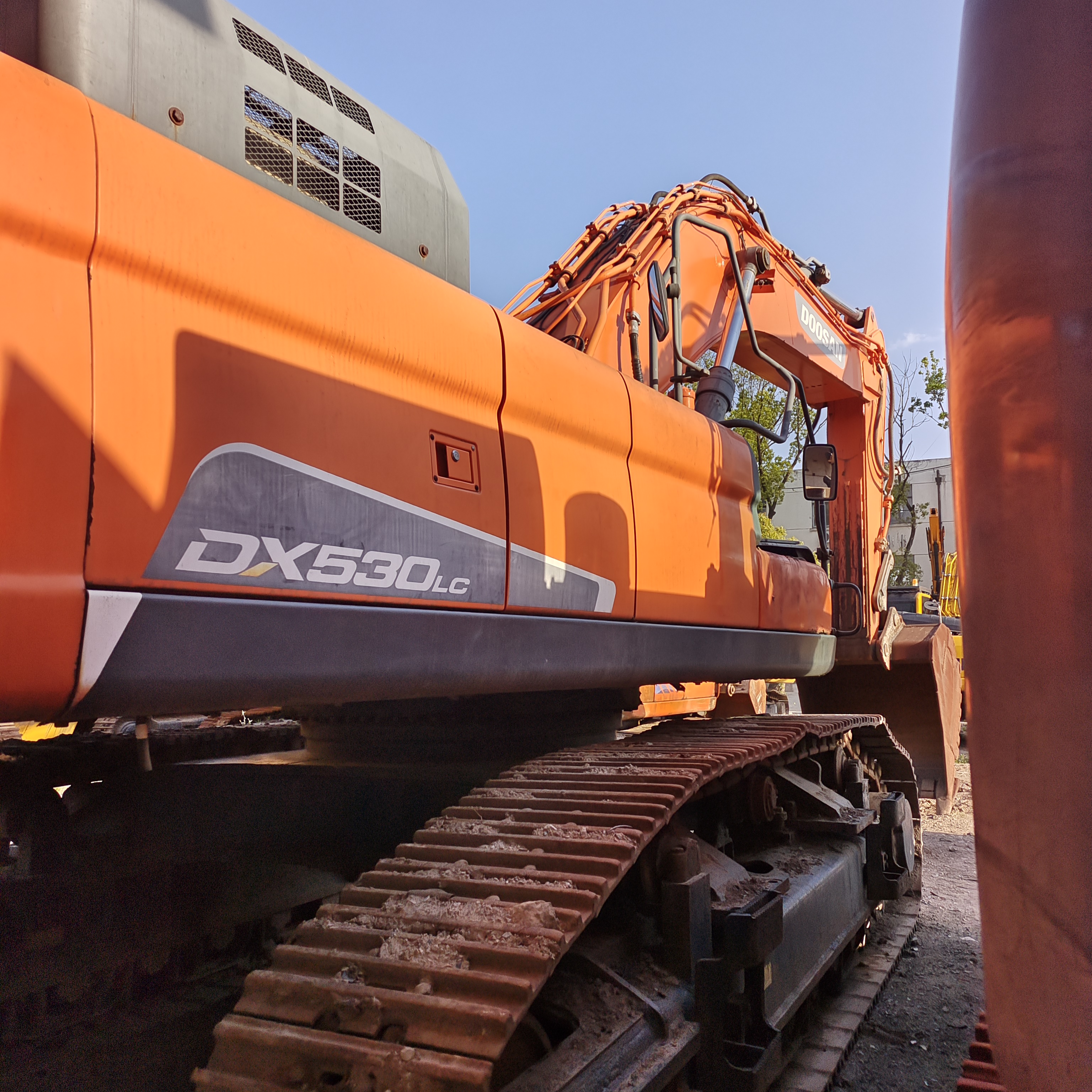 DOOSAN DX530 USED EXCAVATOR